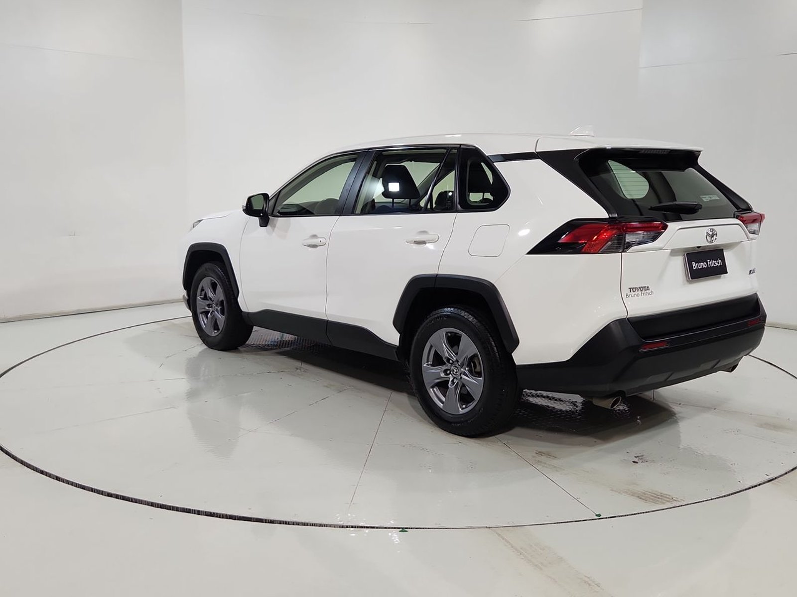 Toyota RAV4 OTTO 2.0 AUT 2023 - Imagen 7 de 20