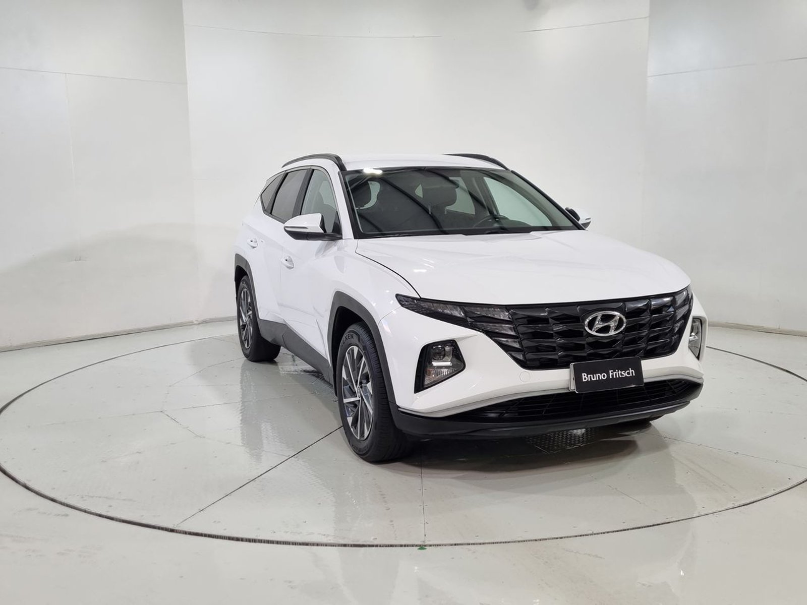 Hyundai TUCSON NX4 2.0 AUT 2024 - Imagen 16 de 20