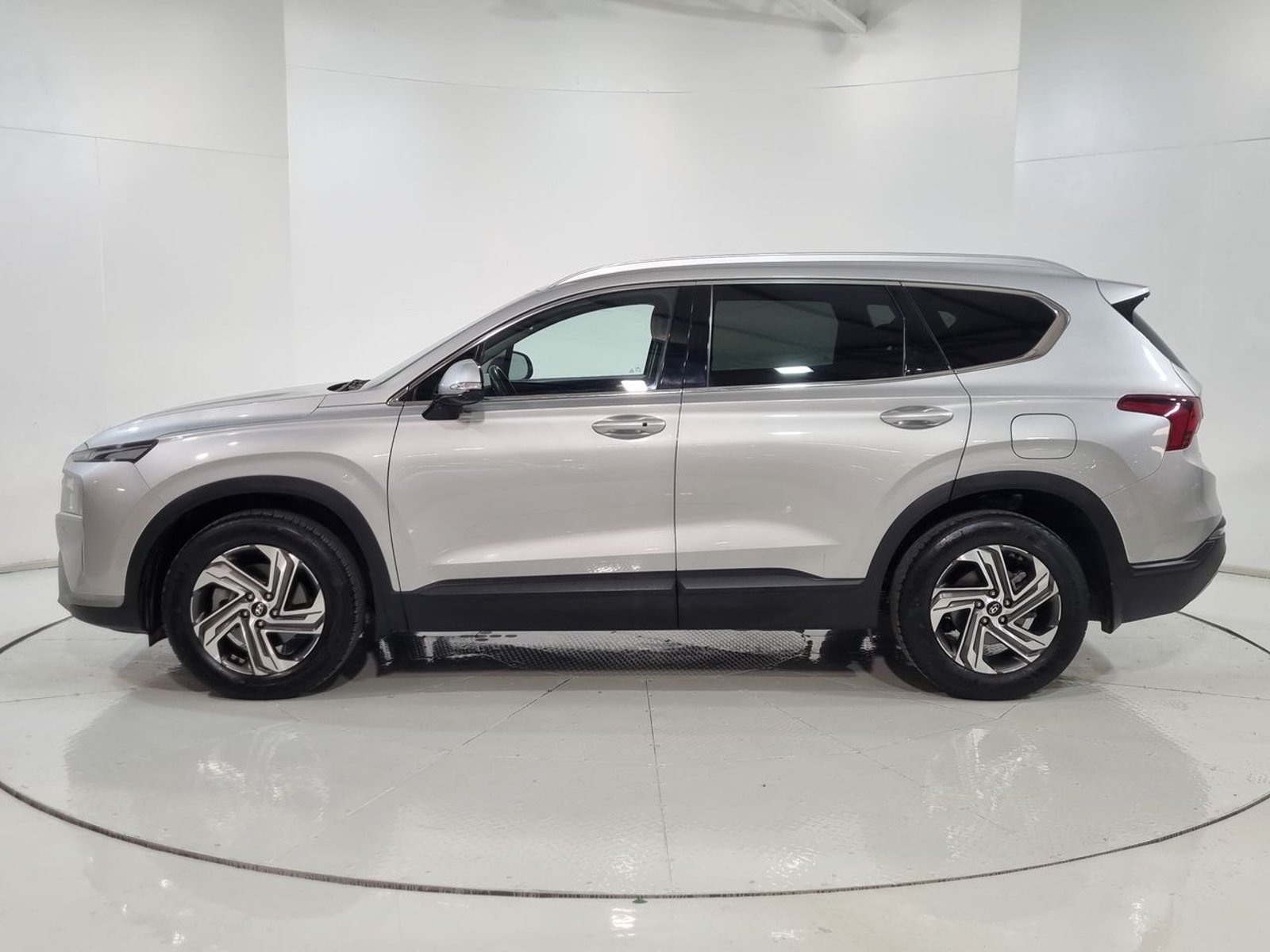 Hyundai SANTA FE TM 2.5 AUT 2022 - Imagen 5 de 20