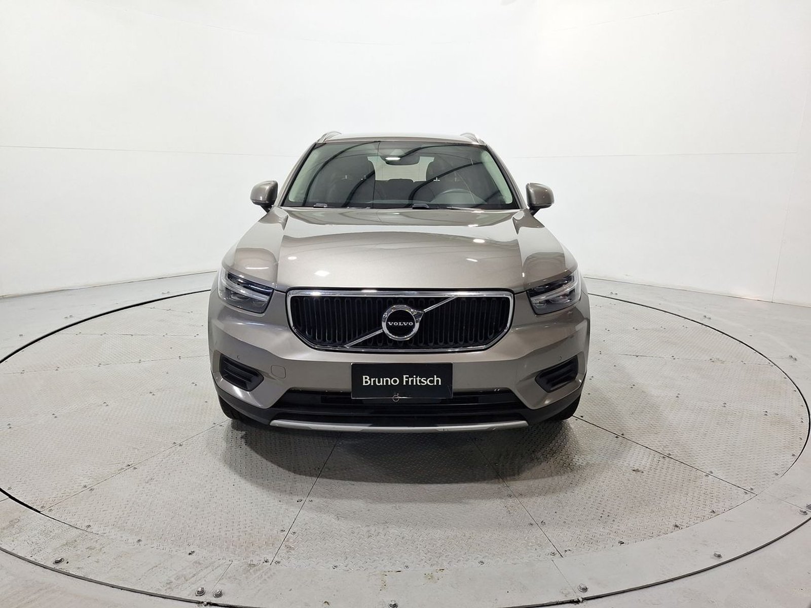 Volvo XC40 T4 FWD 2.0 AUT 2022 - Imagen 11 de 18