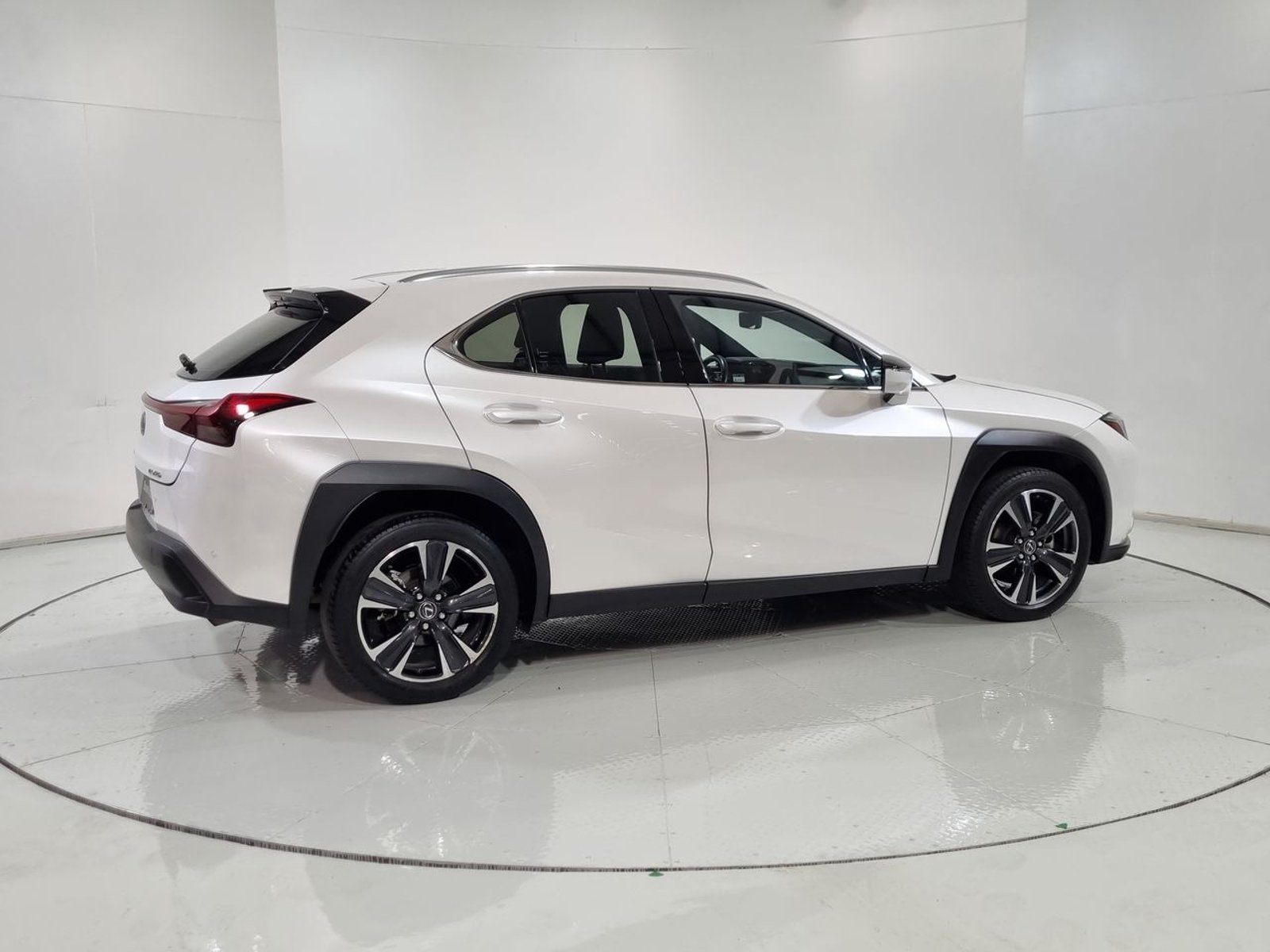 Lexus UX250H 2.0 AUT 2023 - Imagen 12 de 20