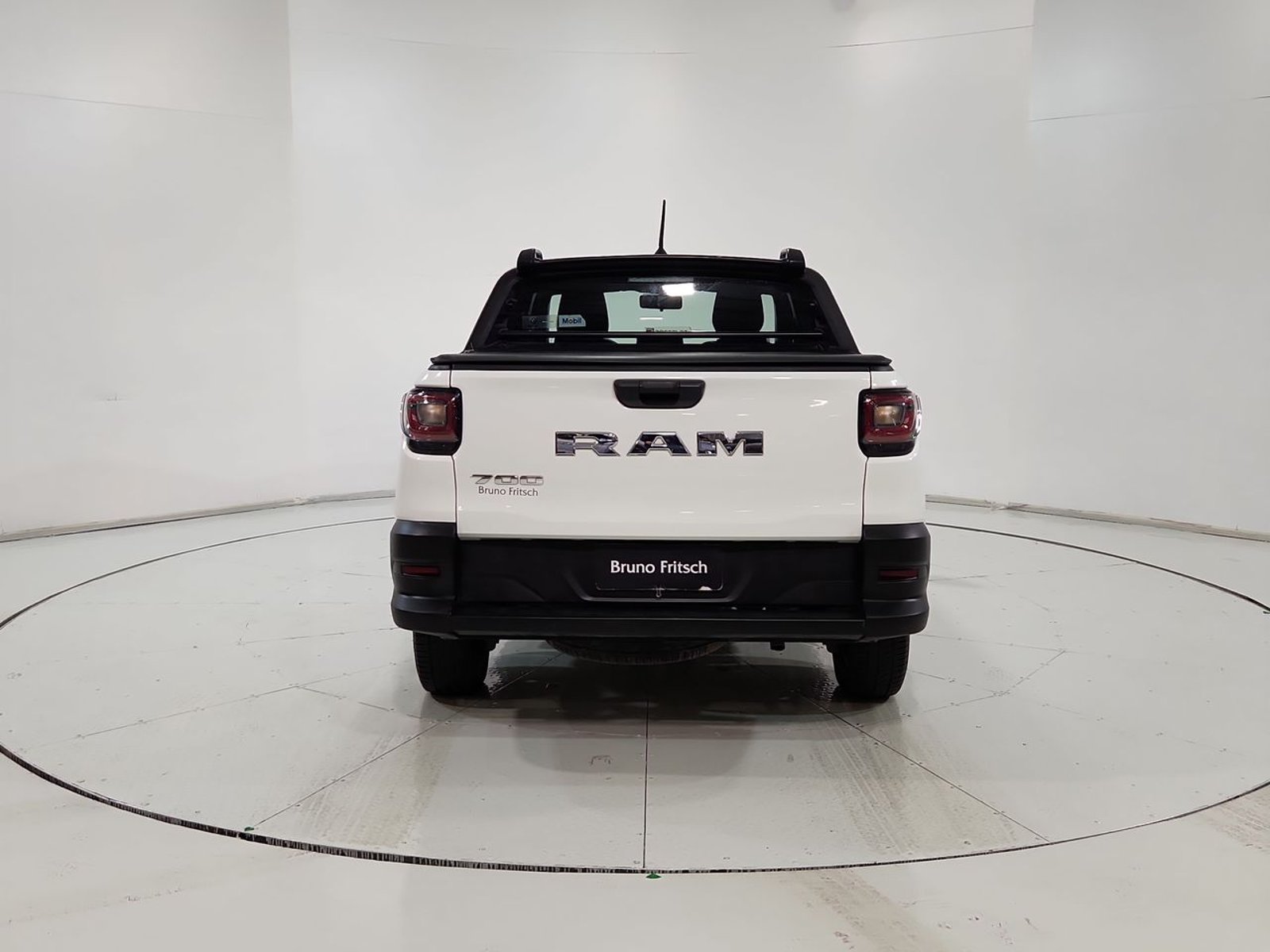 Ram 700 SLT CD 1.4 2023 - Imagen 9 de 20