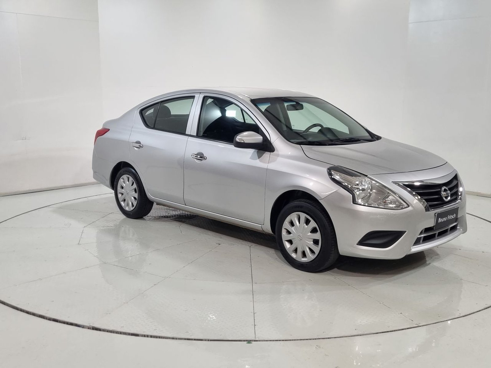 Nissan VERSA SENSE 1.6 2019 - Imagen 15 de 20