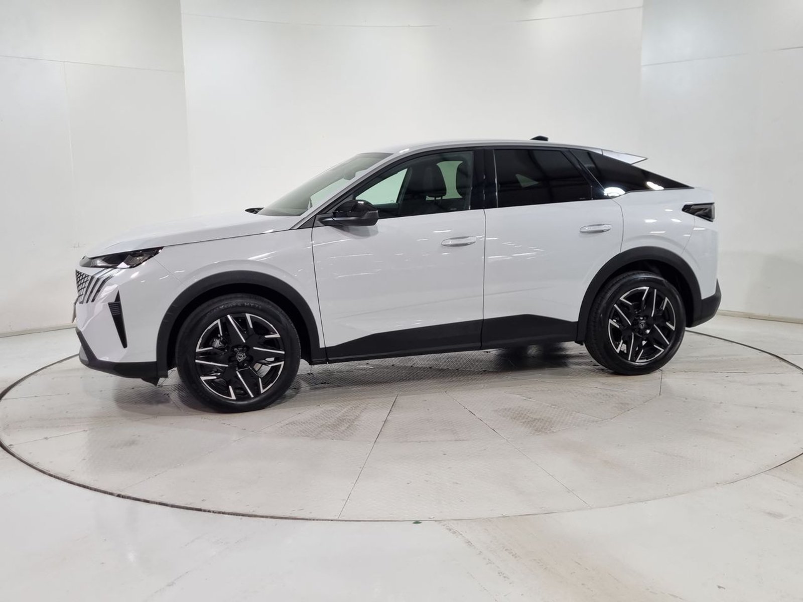 Peugeot 3008 PREMIER 1.2 AUT 2025 - Imagen 4 de 20