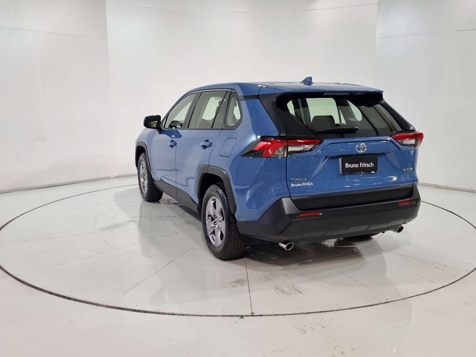 Toyota RAV4 4X2 2.0 AT 2026 - Imagen 8 de 20