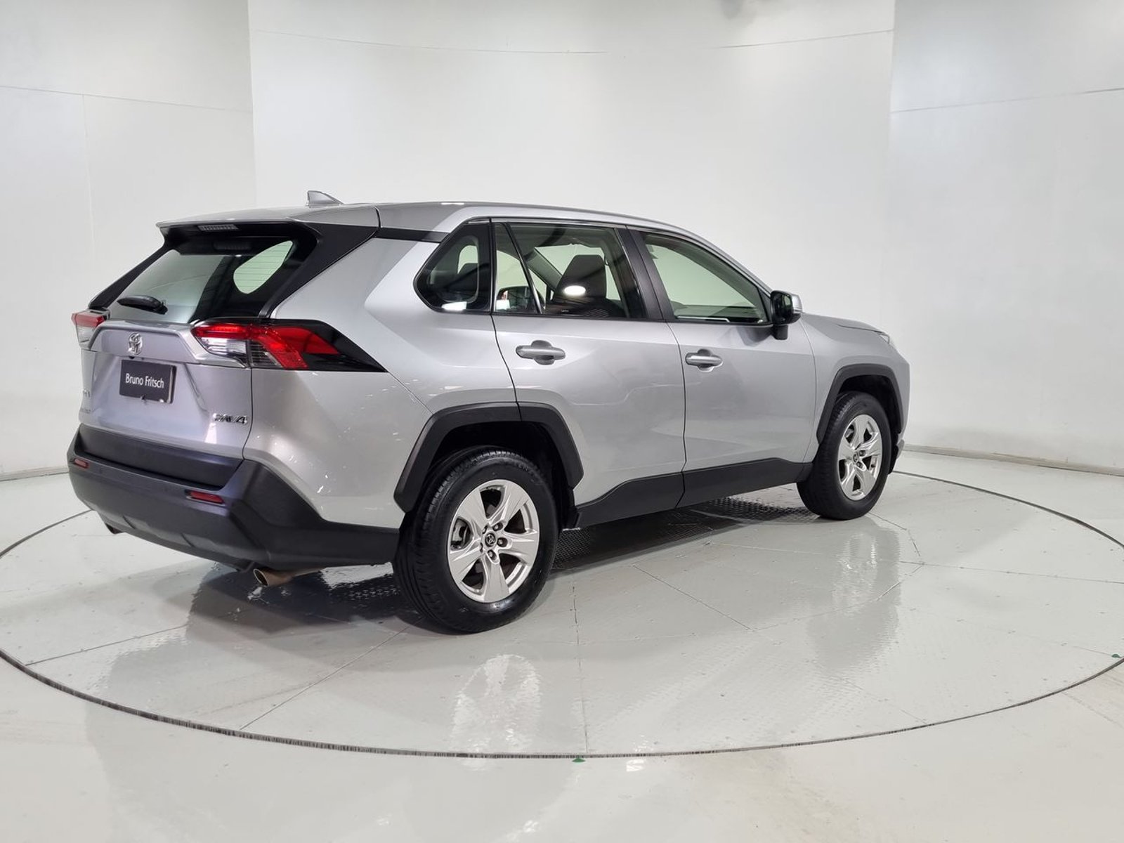 Toyota RAV4 OTTO 2.0 AUT 2020 - Imagen 11 de 20