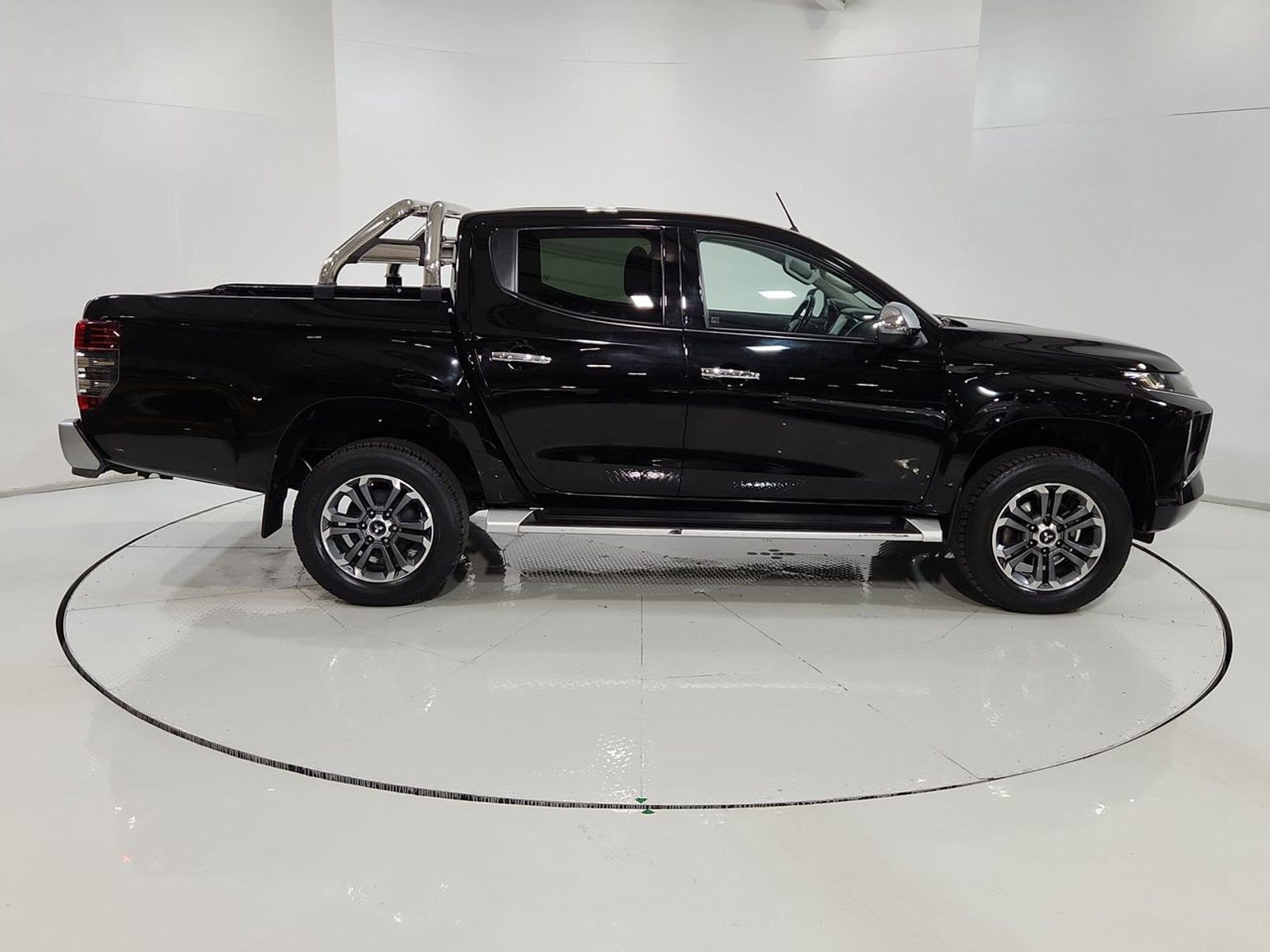 Mitsubishi L200 DAKAR 4X4 2.4 2021 - Imagen 13 de 20