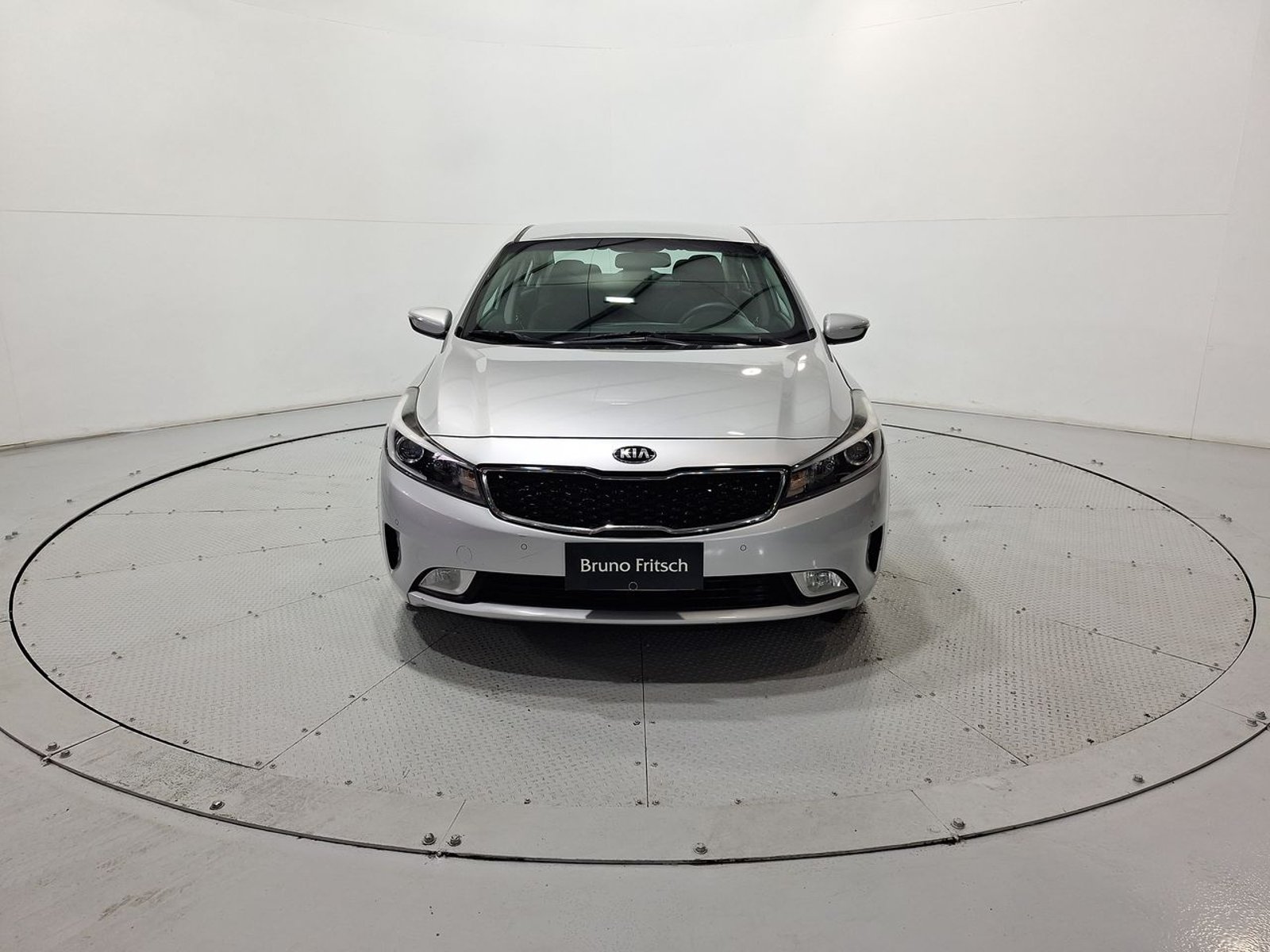 Kia CERATO EX 1.6 2018 - Imagen 13 de 20