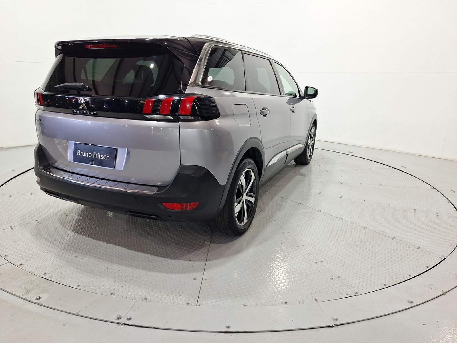 Peugeot 5008 BLUE HDI 130 HP 1.5 AUT 2020 - Imagen 8 de 20