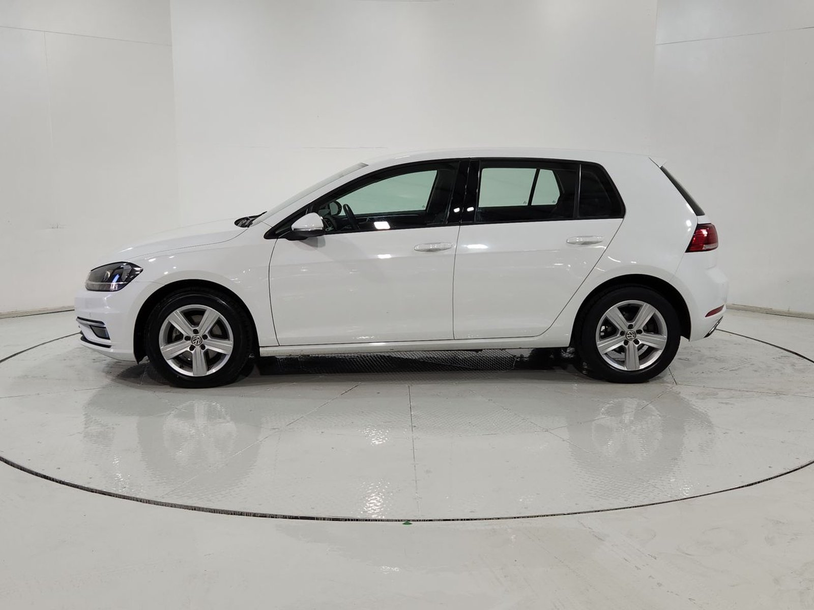 Volkswagen GOLF 1.6 AUT 2018 - Imagen 5 de 20