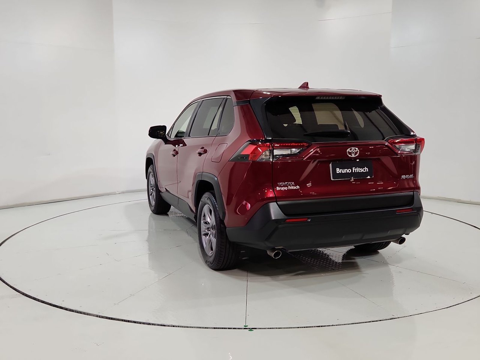 Toyota RAV4 OTTO 2.0 AUT 2023 - Imagen 8 de 20