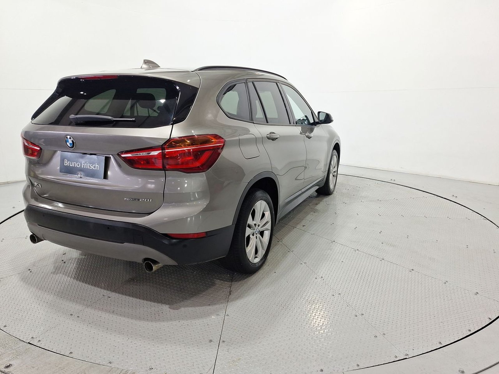 Bmw X1 SDRIVE 20I 2.0 AUT 2019 - Imagen 8 de 20