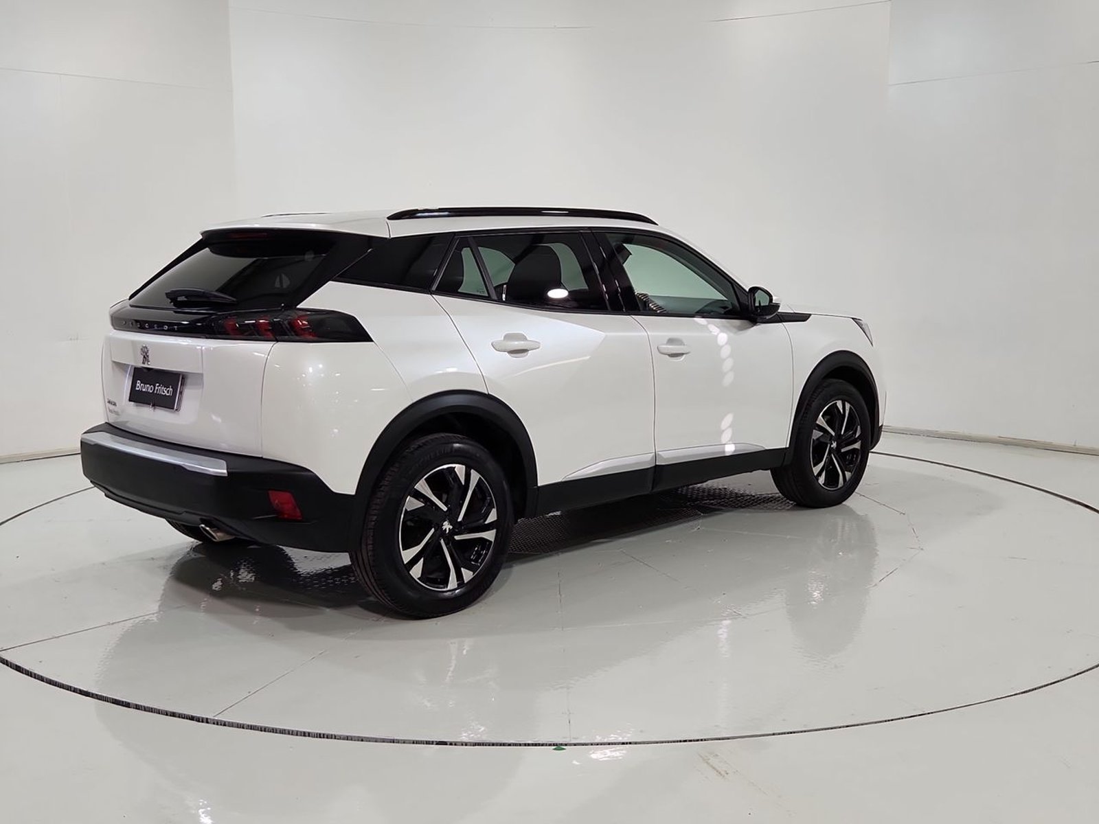 Peugeot 2008 BLUE HDI 130 EAT8 1.5 AUT 2021 - Imagen 11 de 20