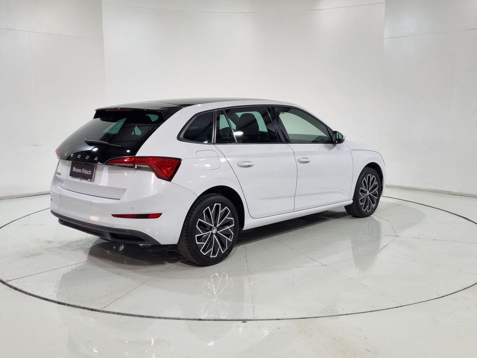 Skoda SCALA TSI HB 1.5 AUT 2023 - Imagen 11 de 20