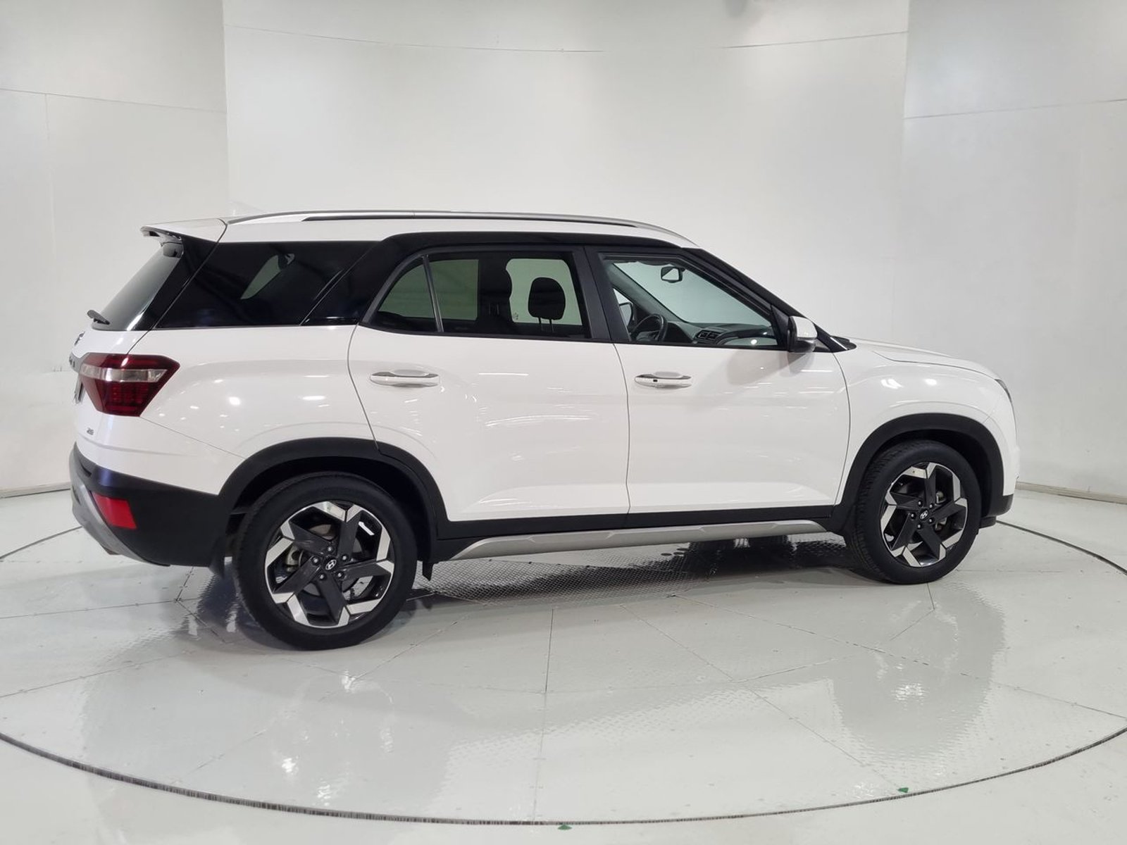 Hyundai CRETA GRAND MPI 2.0 AUT 2022 - Imagen 12 de 20
