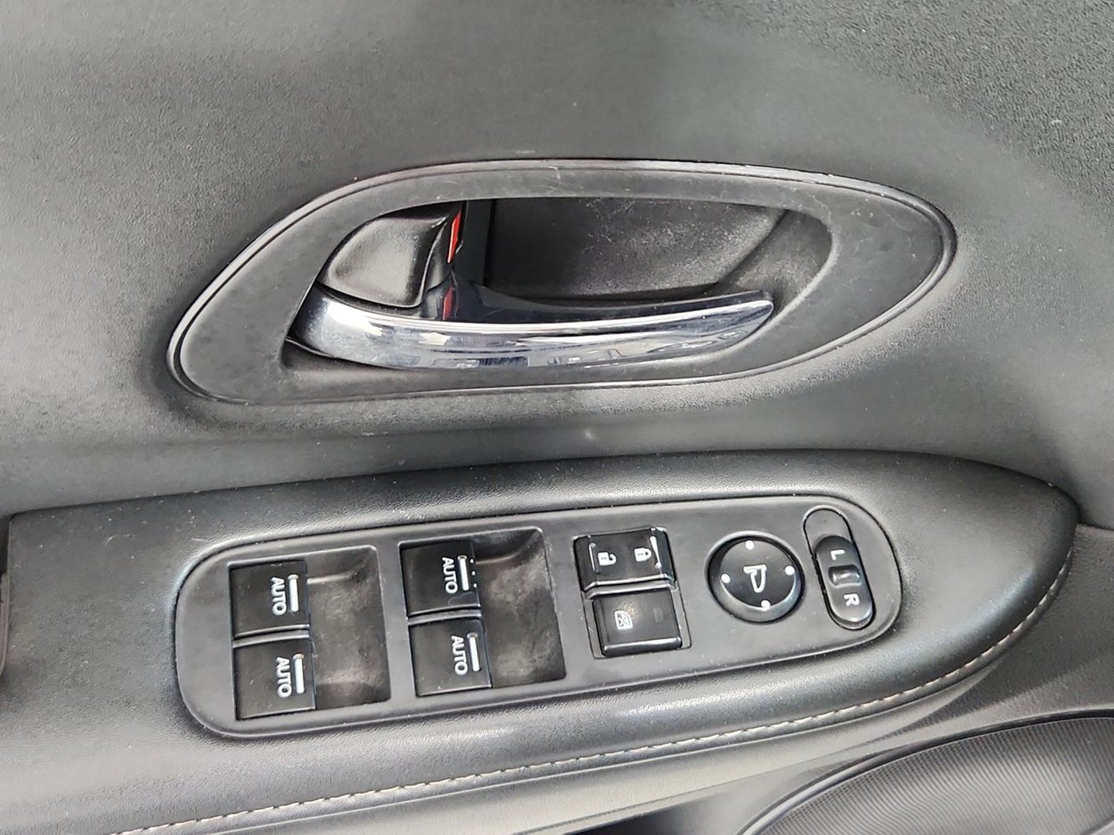 Honda HR-V HR V LXS 1.8 AUT 2022 - Imagen 20 de 20