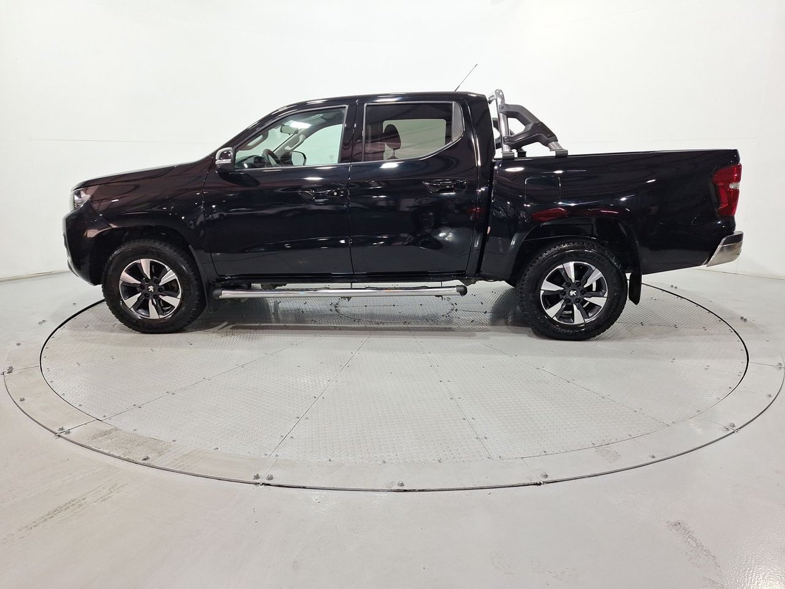 Peugeot LANDTREK BLUEHDI 4X4 2.2 AUT 2024 - Imagen 4 de 20