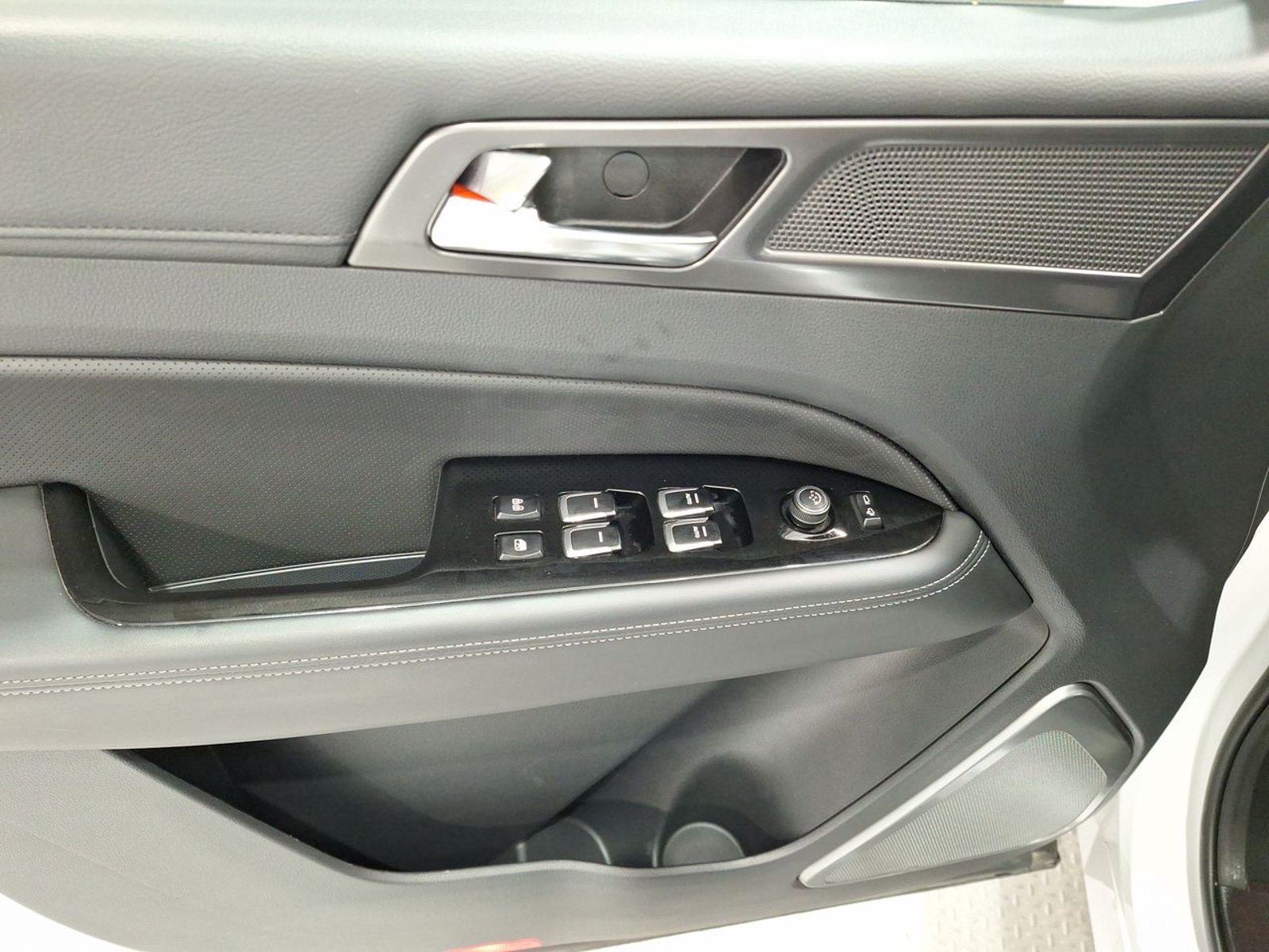 Ssangyong REXTON NEW REXTON OTTO 2.0 2025 - Imagen 16 de 20