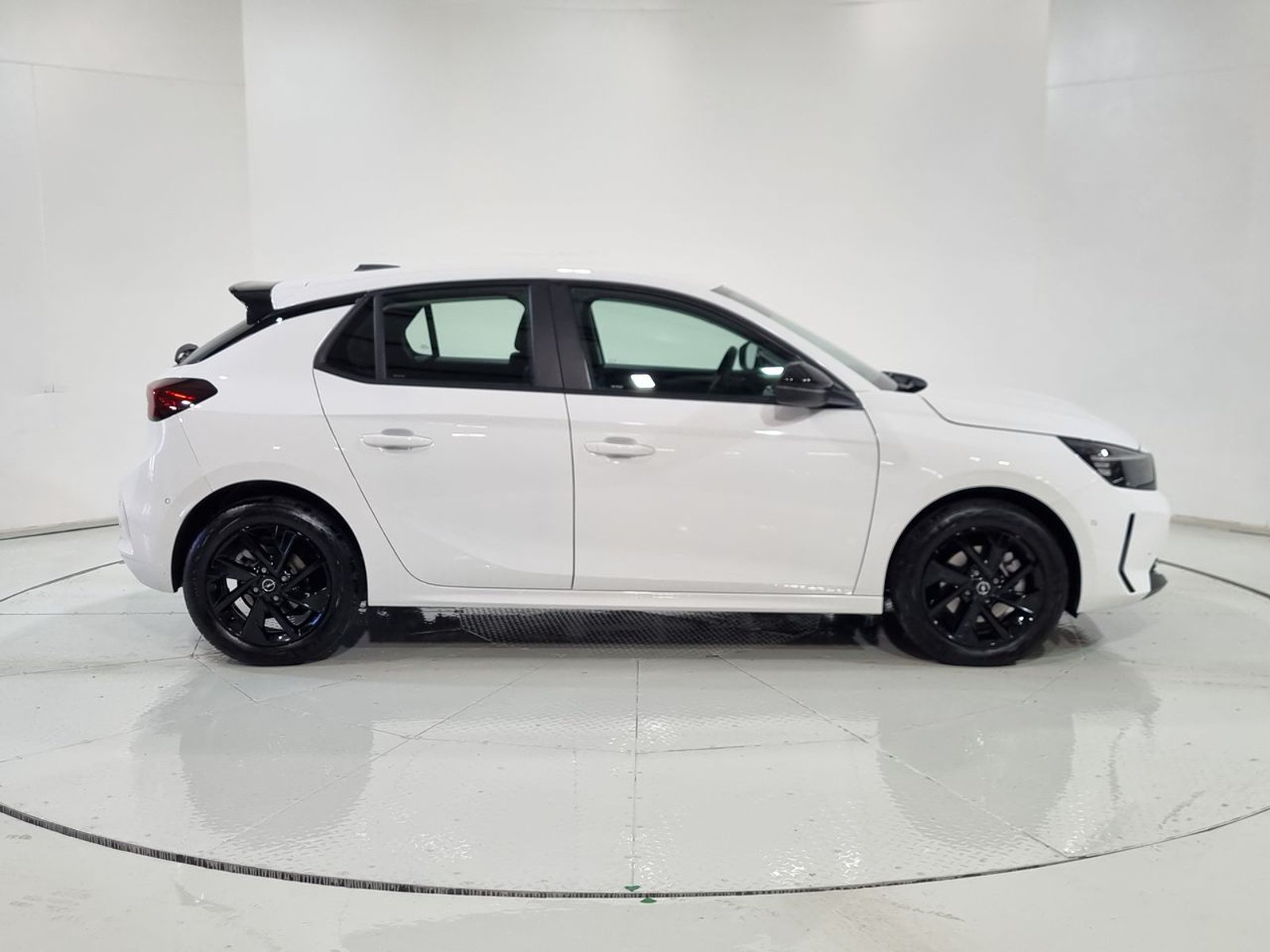 Opel CORSA 100 1.2 AUT 2026 - Imagen 13 de 20