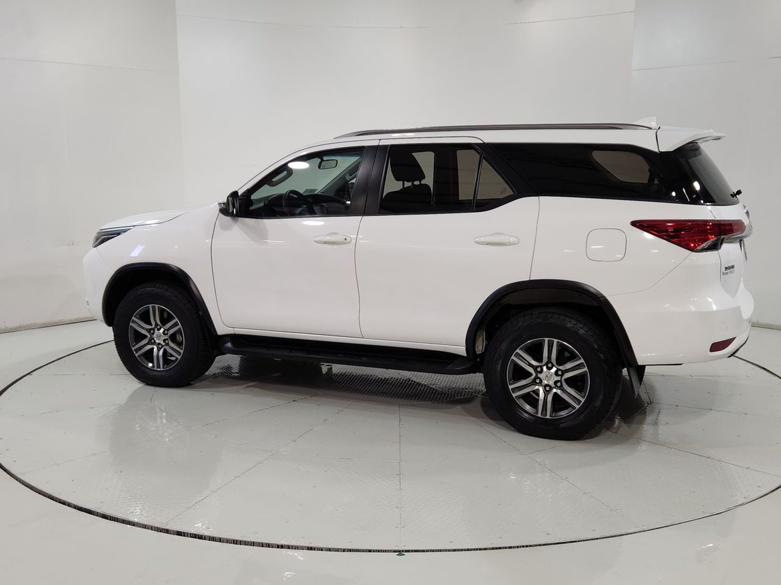 Toyota FORTUNER 2.7 2022 - Imagen 6 de 20
