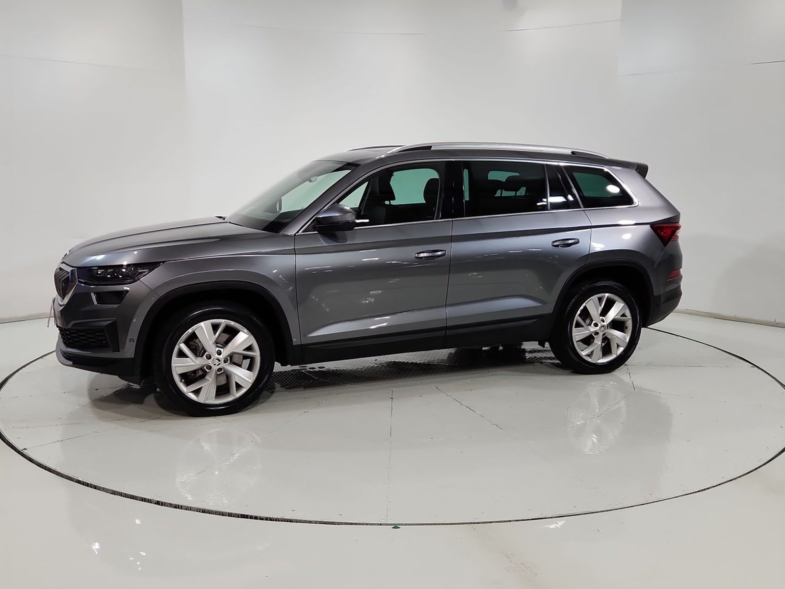 Skoda KODIAQ 4X4 2.0 AUT 2022 - Imagen 4 de 20