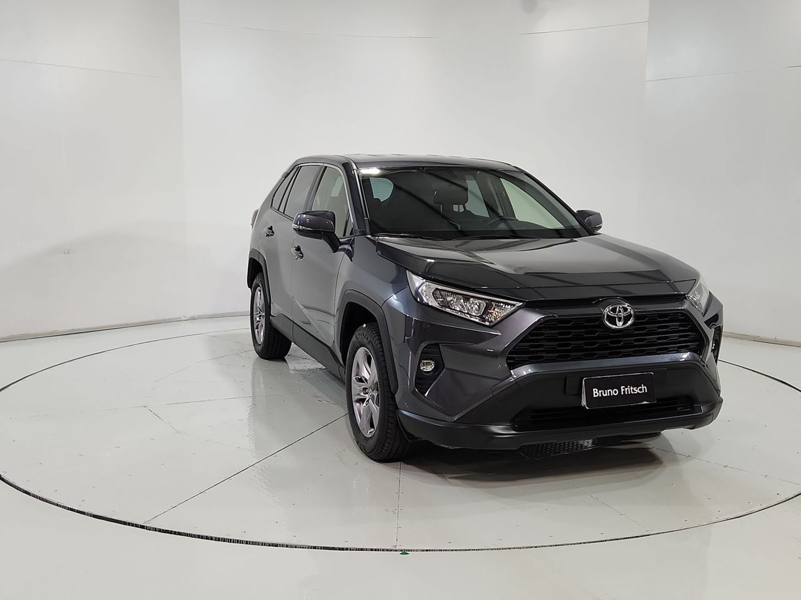 Toyota RAV4 4X2 2.0 AUT 2025 - Imagen 16 de 20