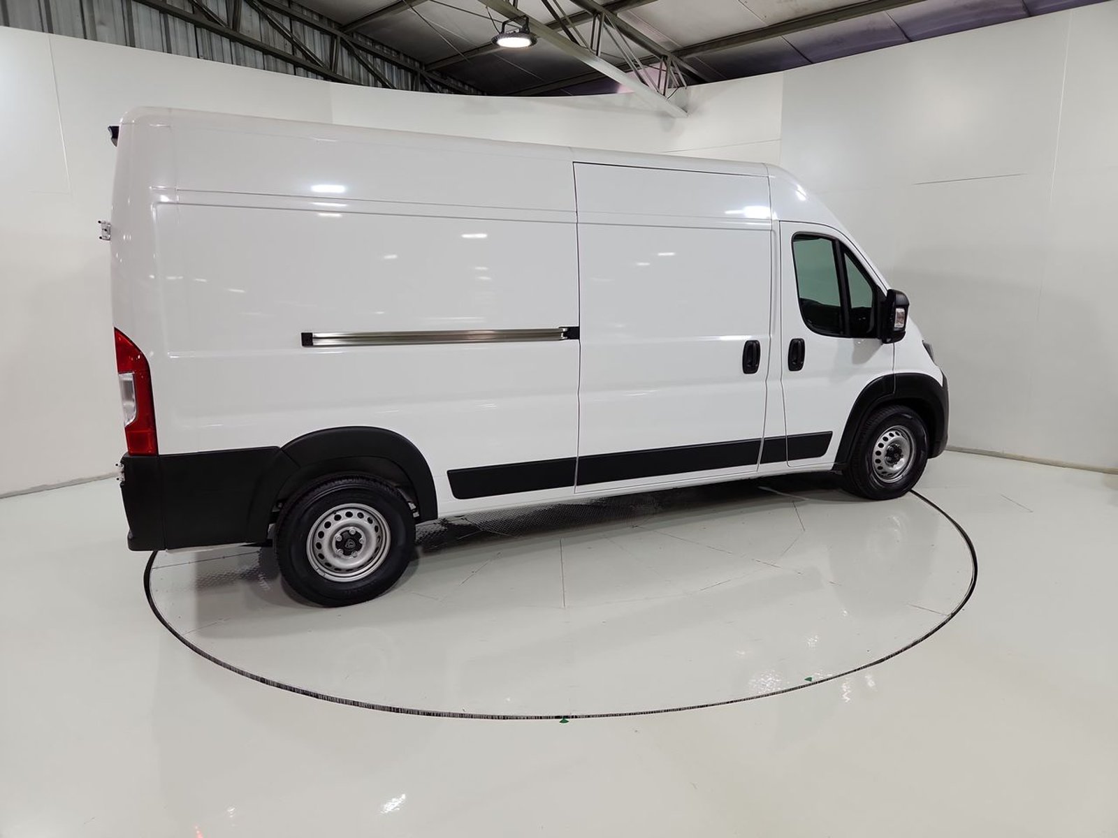 Peugeot BOXER CARGO L3H2 2.2 2025 - Imagen 12 de 20