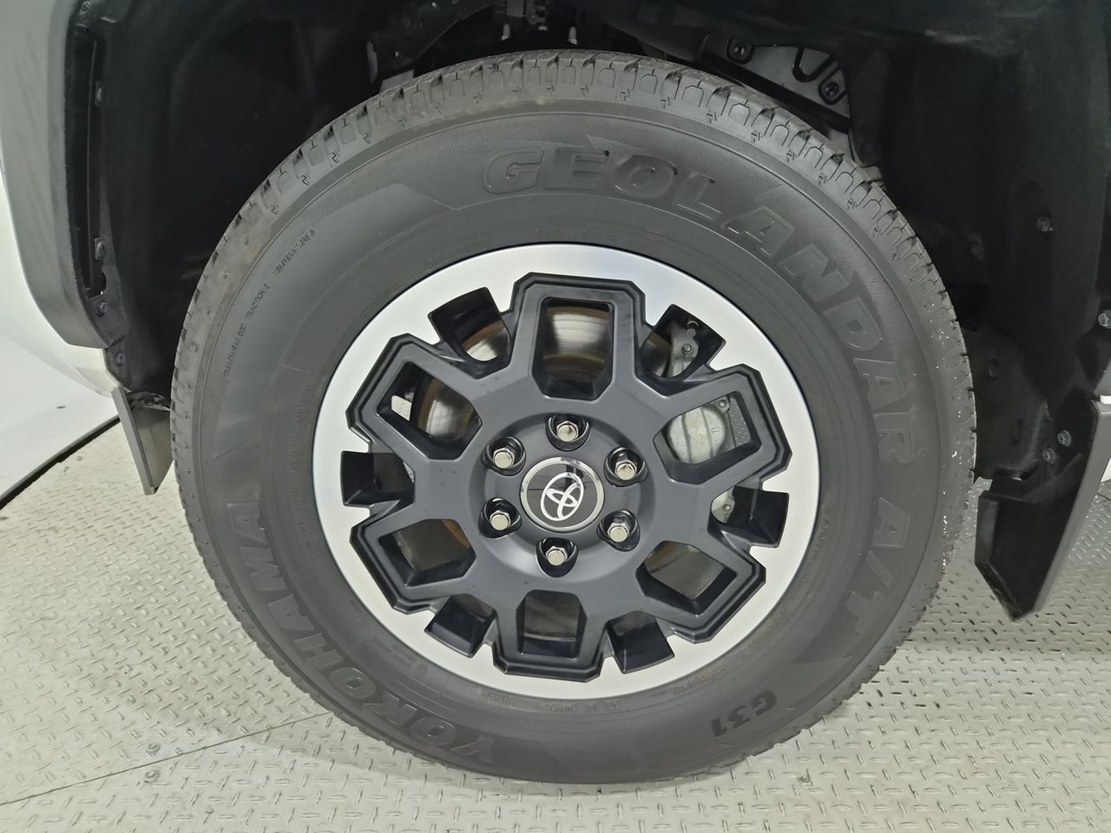Toyota 4RUNNER 4X4 2.4 AUT 2026 - Imagen 14 de 20