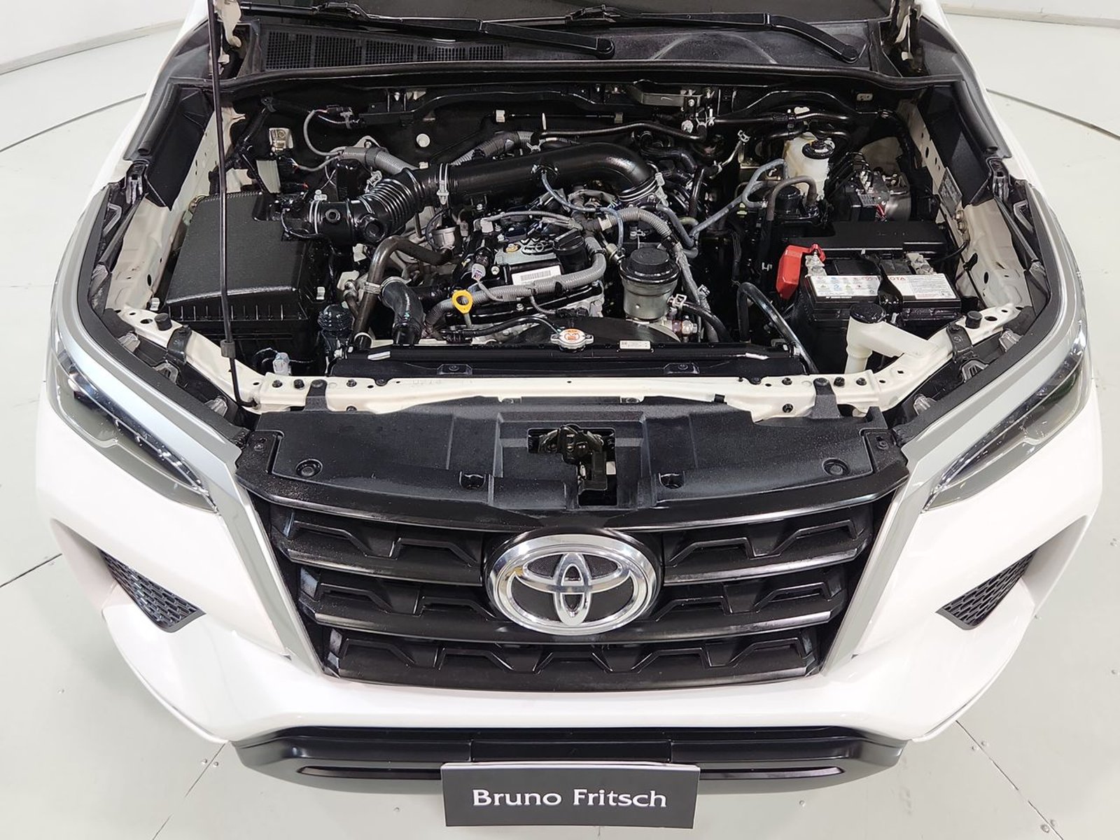 Toyota FORTUNER SRV 2.7 AUT 2022 - Imagen 19 de 20