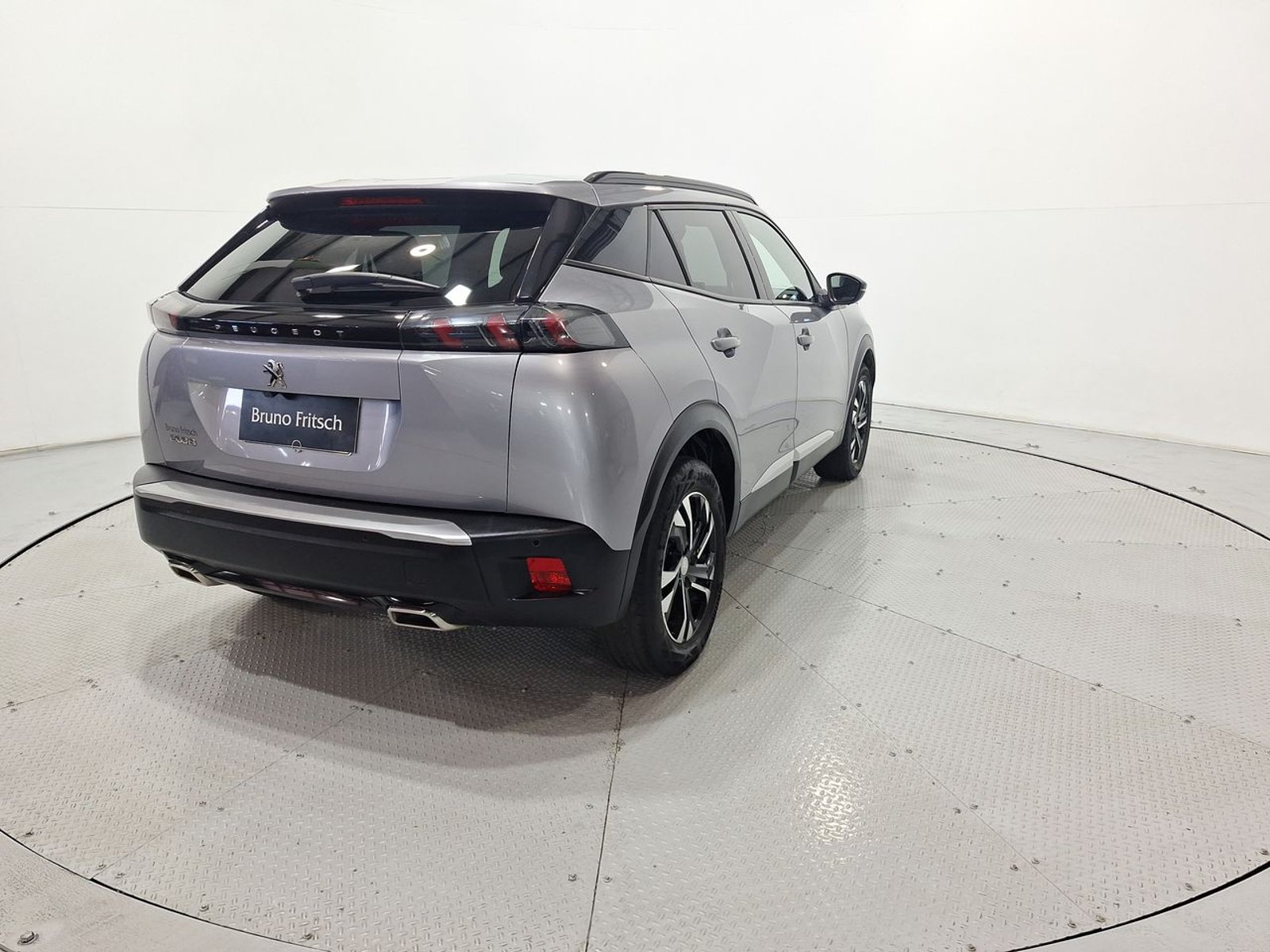 Peugeot 2008 PURETECH 130 EAT8 1.2 AUT 2023 - Imagen 8 de 20