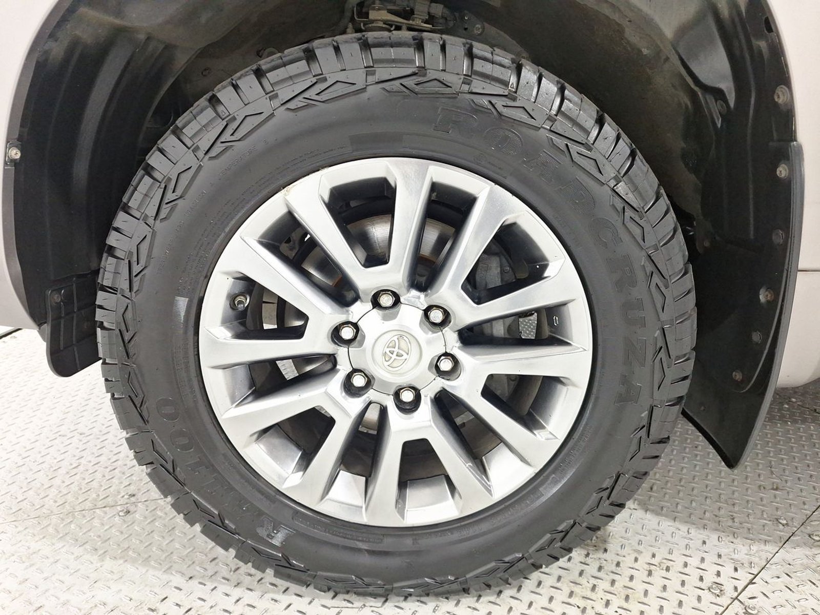 Toyota LAND CRUISER NEW LAND CRUISER PRADO LTD 4.0 AUT 2019 - Imagen 14 de 20