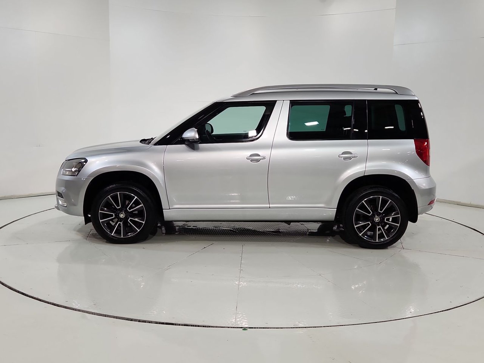 Skoda YETI TSI 1.2 AUT 2016 - Imagen 5 de 20