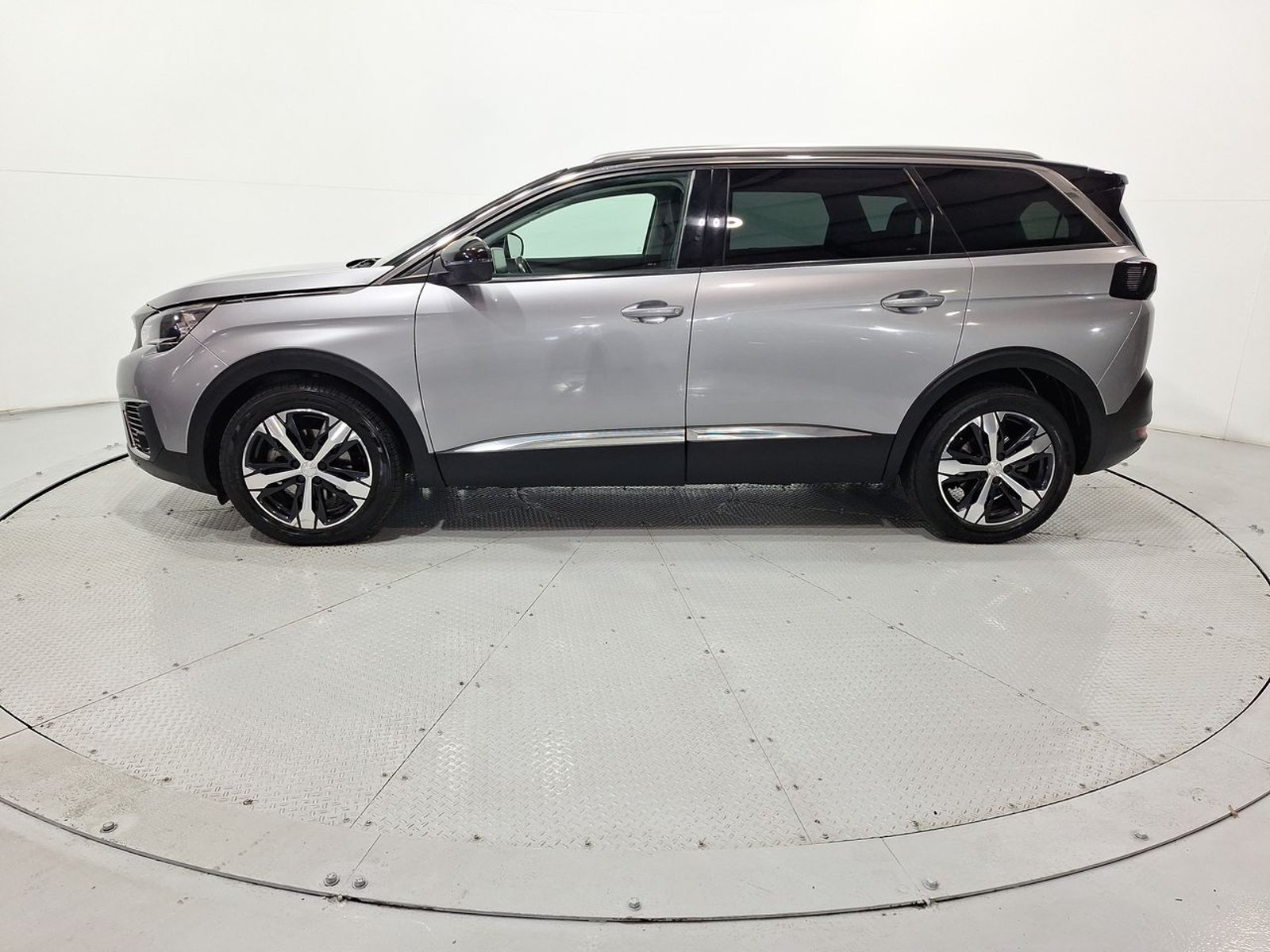 Peugeot 5008 BLUE HDI 130 HP 1.5 AUT 2020 - Imagen 4 de 20