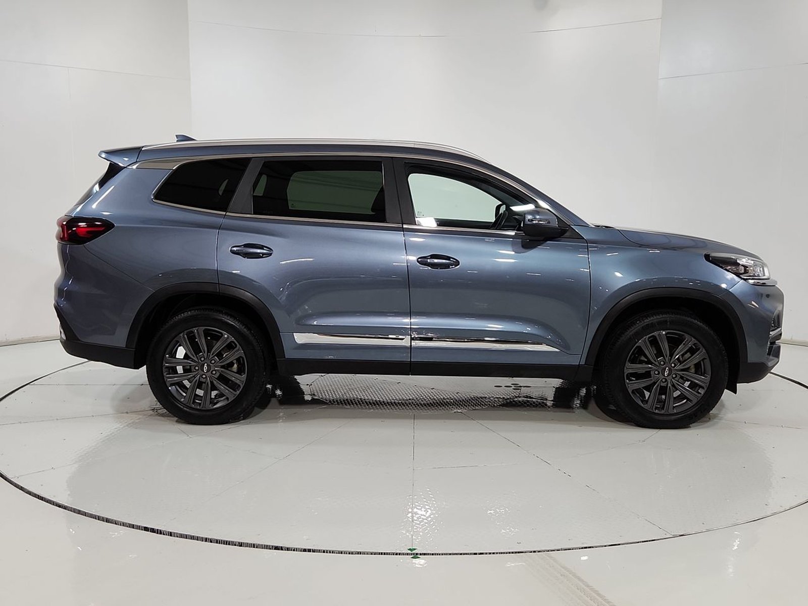 Chery TIGGO 8 1.5 2023 - Imagen 13 de 20