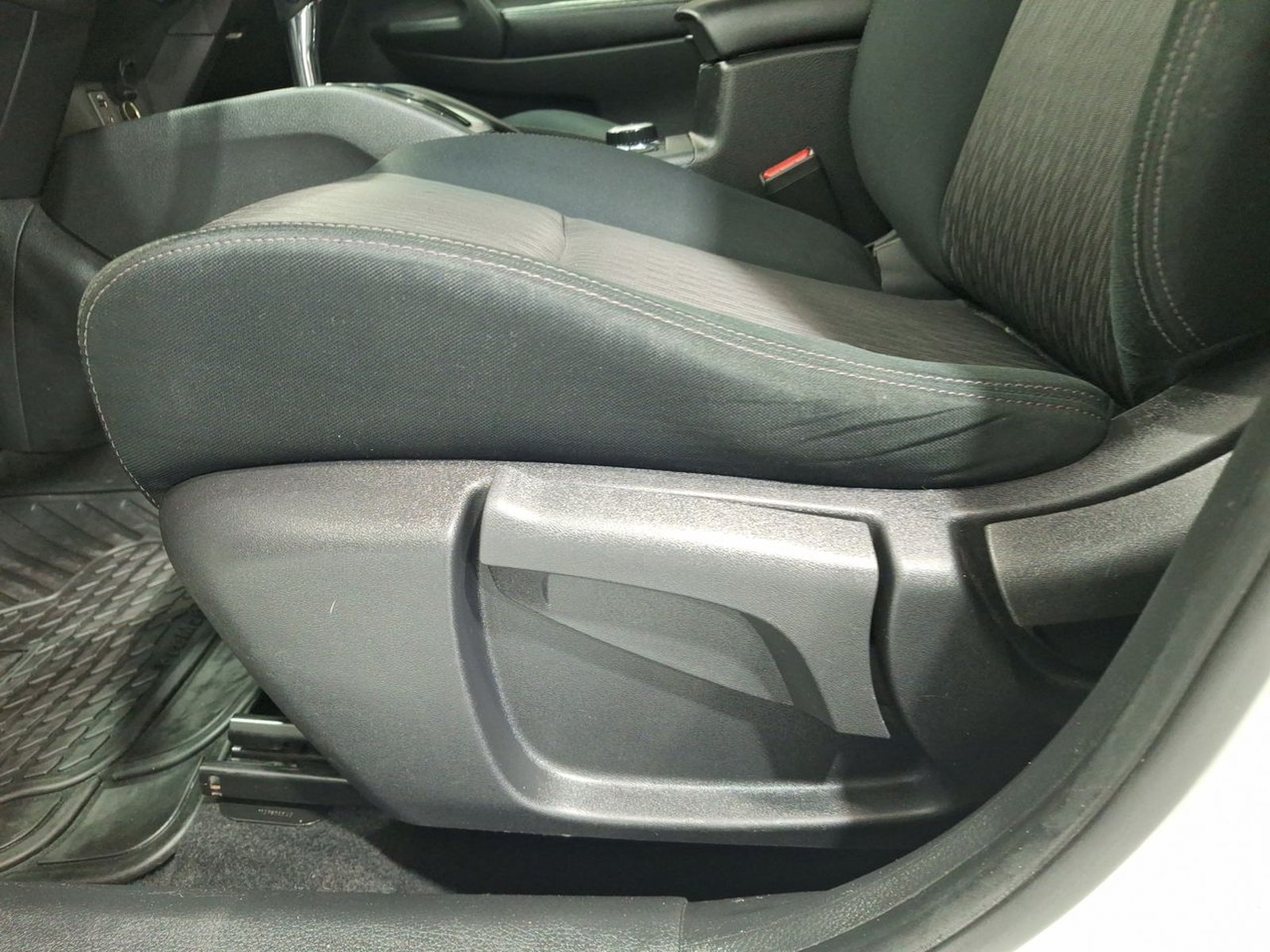 Nissan X-TRAIL NEW X TRAIL SENSE 4WD 2.5 AUT 2020 - Imagen 17 de 20