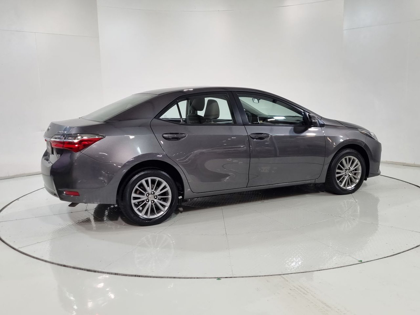 Toyota COROLLA XLI 1.8 AUT 2018 - Imagen 12 de 20