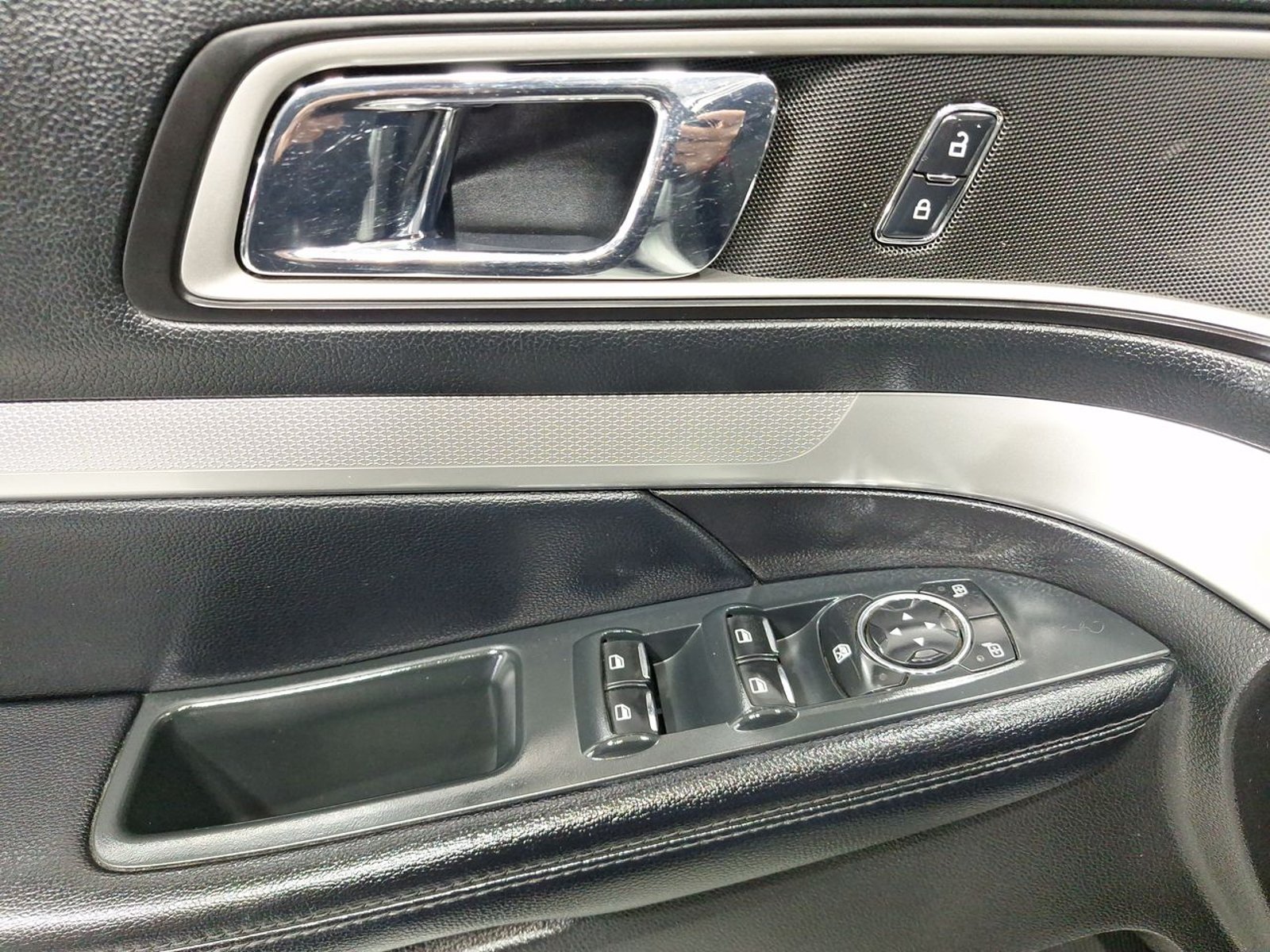 Ford EXPLORER XLT 3.5 2018 - Imagen 16 de 20