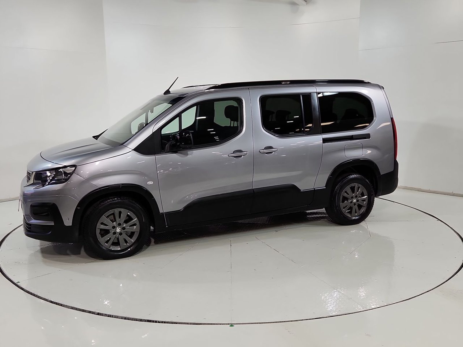 Peugeot RIFTER ALLURE BLUE HDI 4X2 1.5 2024 - Imagen 4 de 20