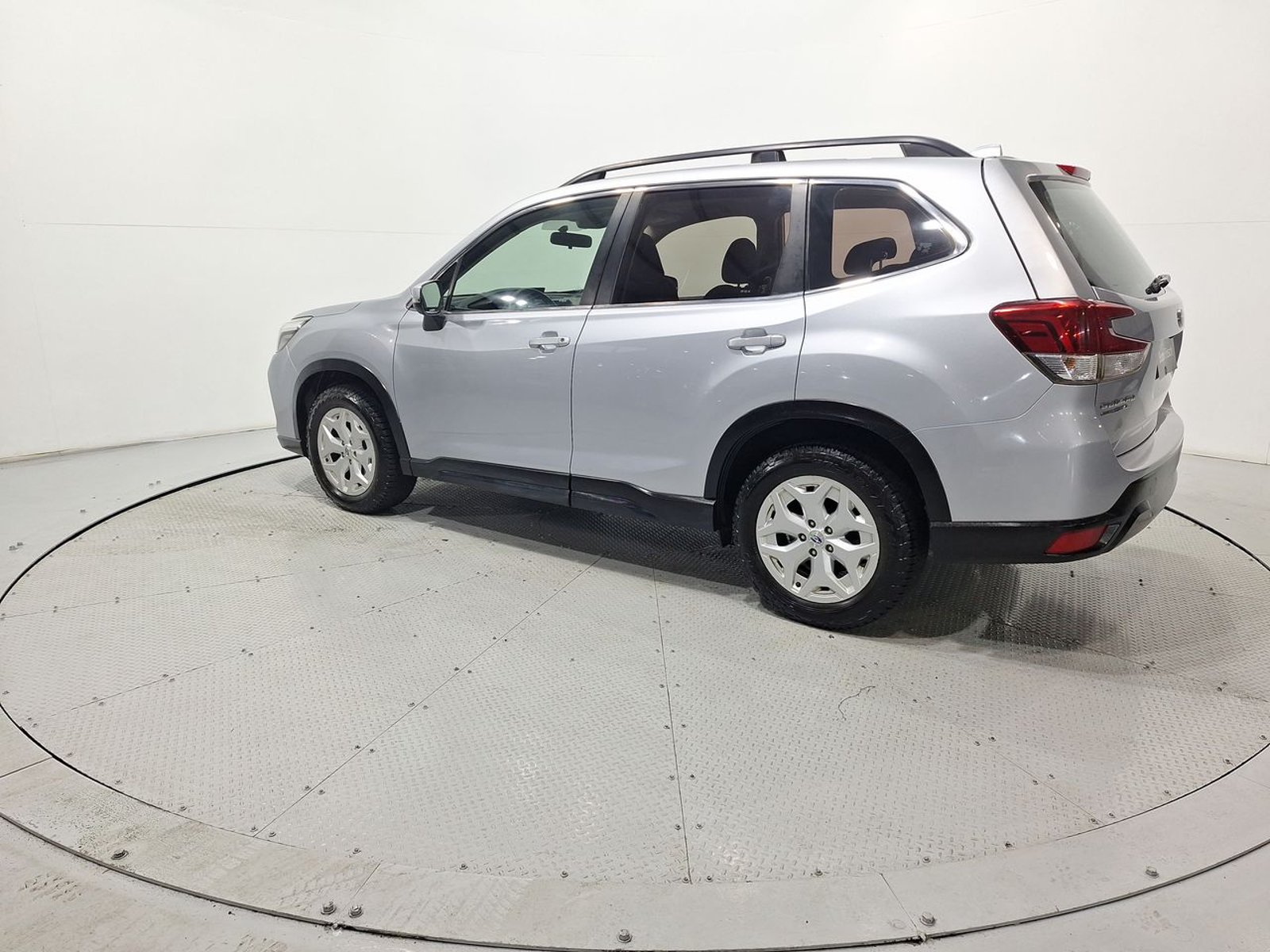 Subaru FORESTER CVT 4X4 2.0 AUT 2021 - Imagen 5 de 20