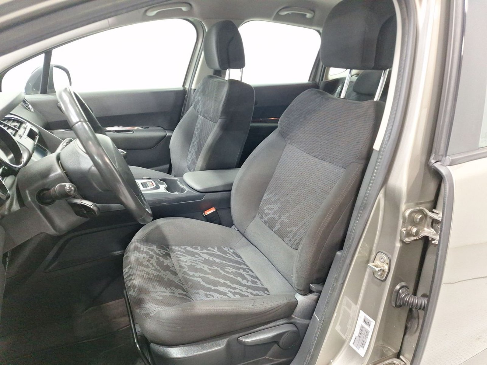 Peugeot 3008 ACTIVE HDI FULL 1.6 2013 - Imagen 18 de 20