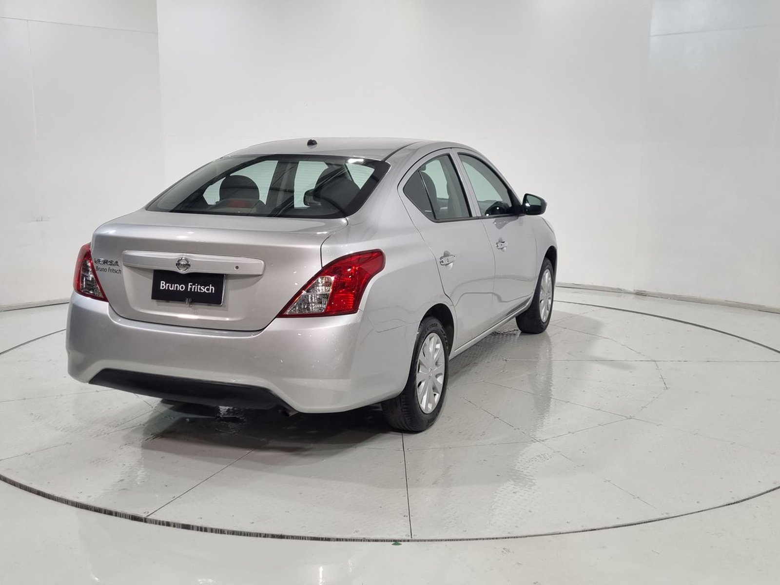 Nissan VERSA SENSE 1.6 2019 - Imagen 10 de 20
