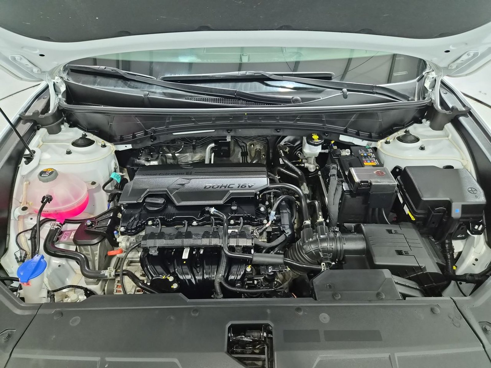 Hyundai TUCSON NX4 2.0 AUT 2025 - Imagen 15 de 20