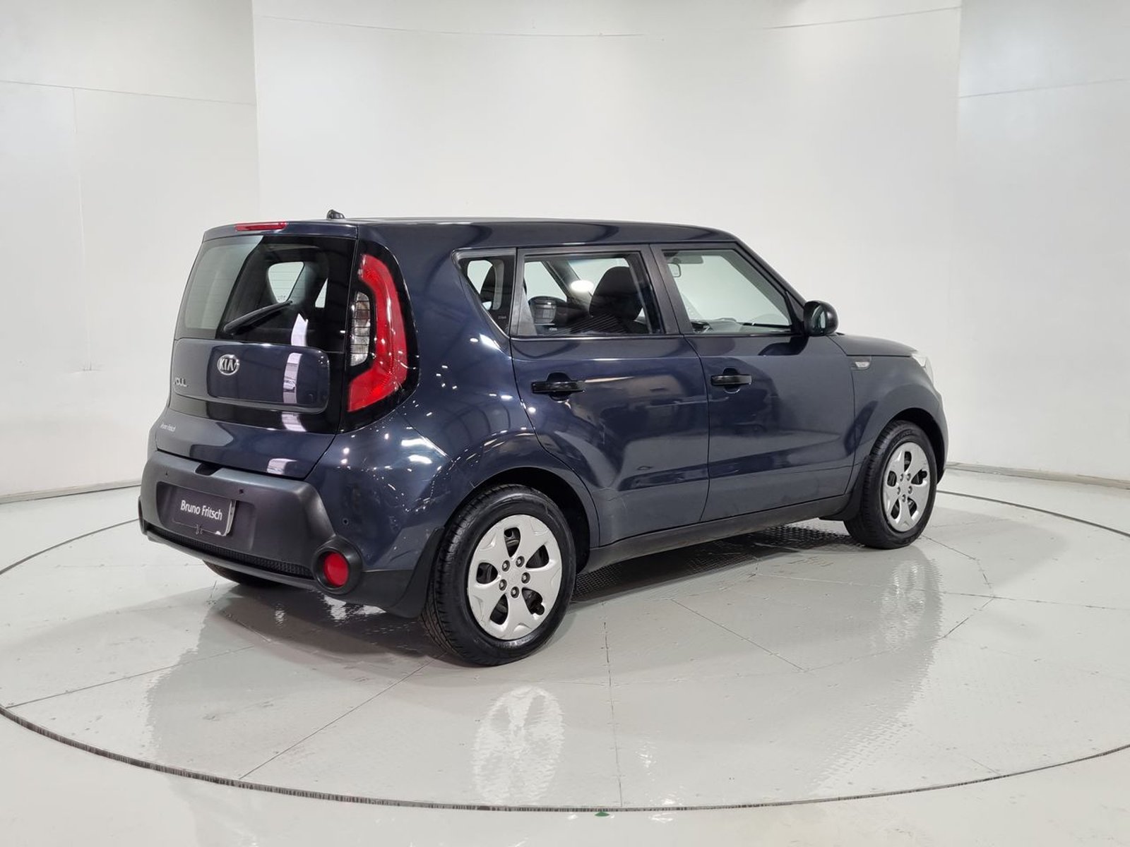 Kia SOUL LX 1.6 2016 - Imagen 11 de 20