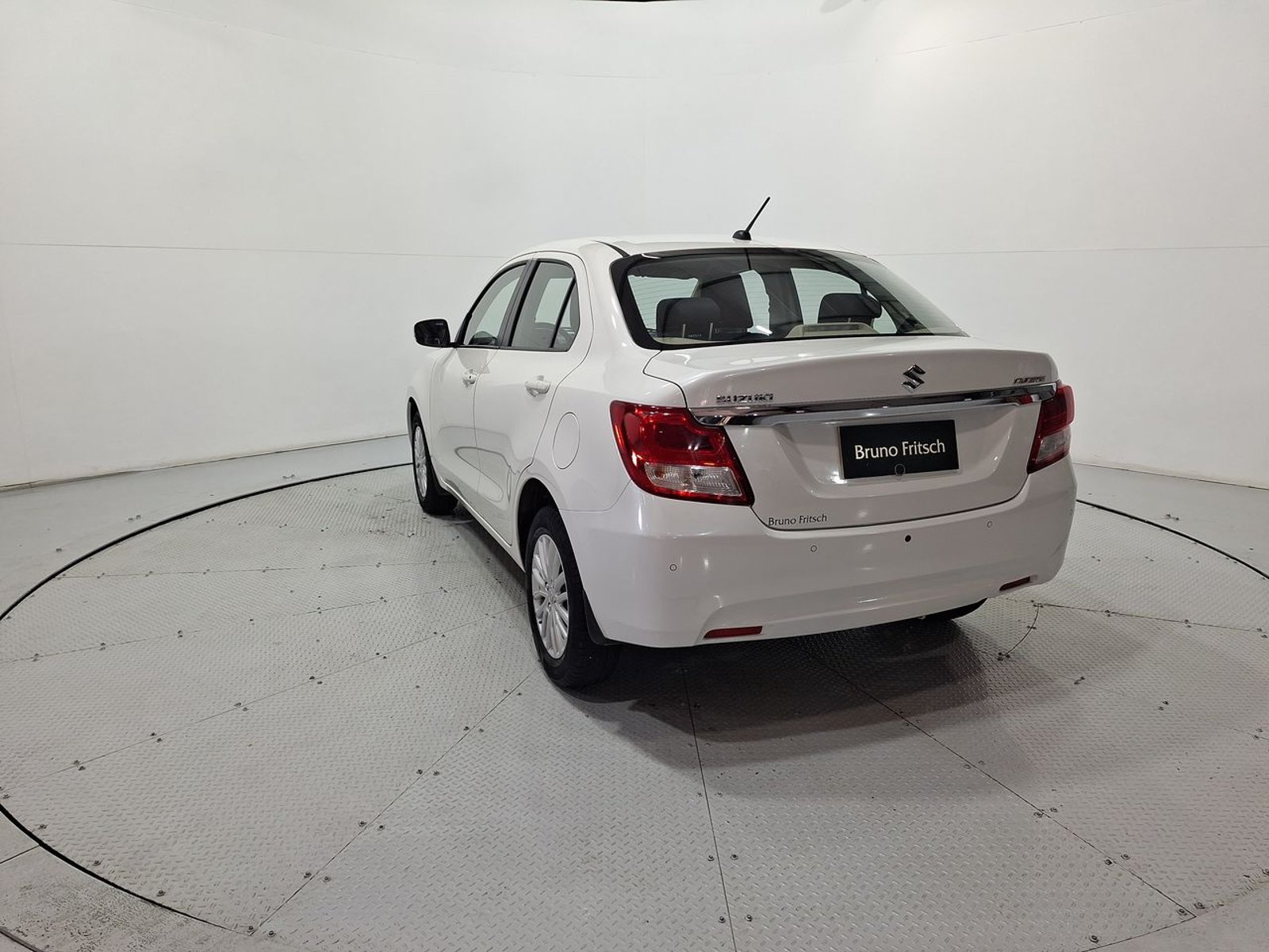 Suzuki DZIRE 1.2 2024 - Imagen 6 de 20