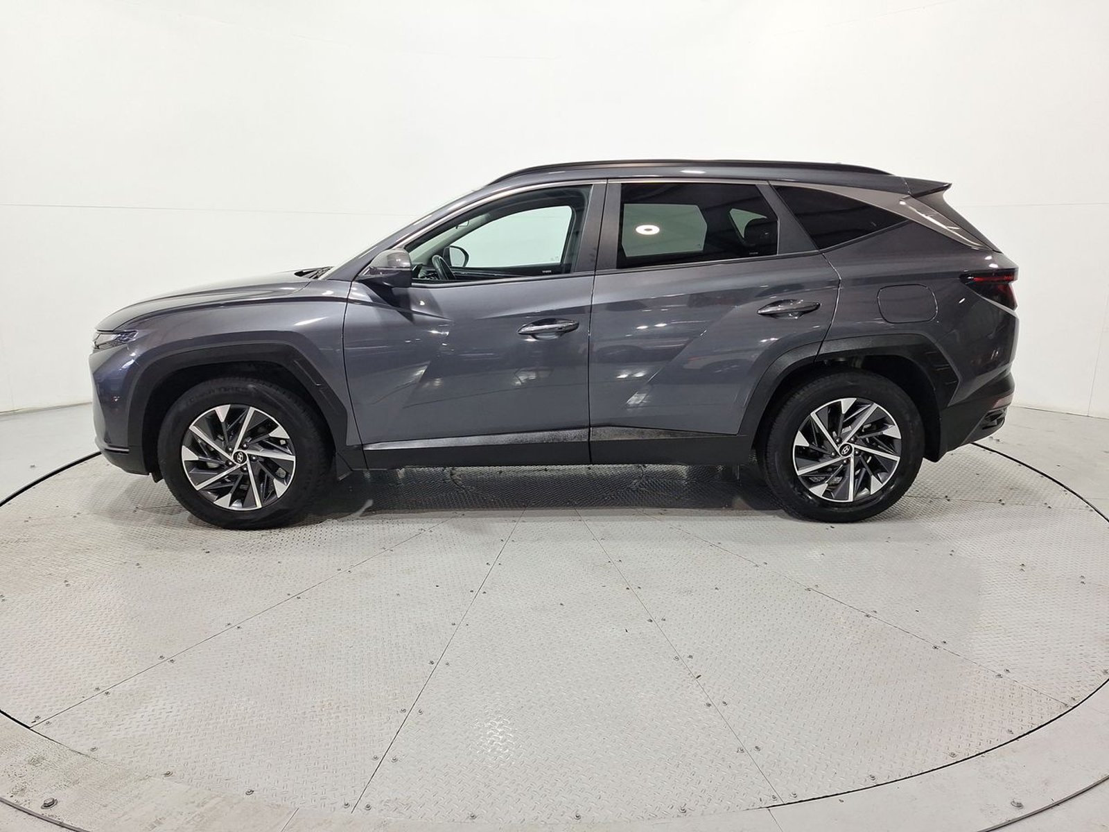 Hyundai TUCSON NX4 MPI 2.0 2024 - Imagen 4 de 20