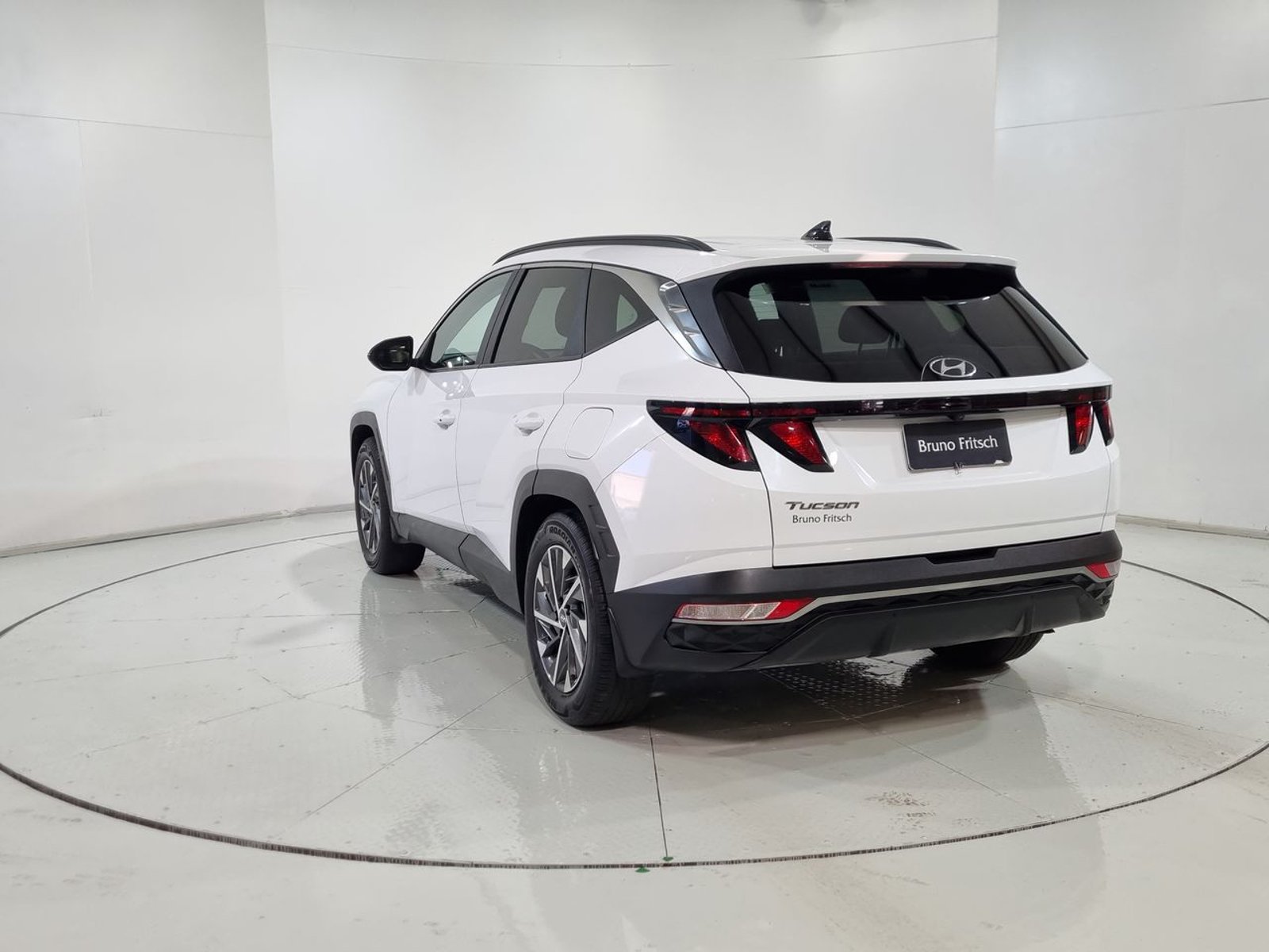 Hyundai TUCSON NX4 2.0 AUT 2024 - Imagen 8 de 20