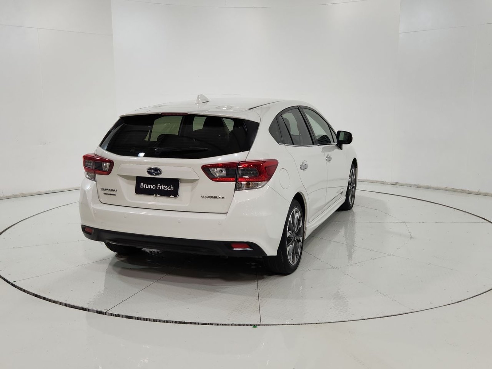 Subaru IMPREZA CVT 4X4 2.0 AT 2021 - Imagen 10 de 20