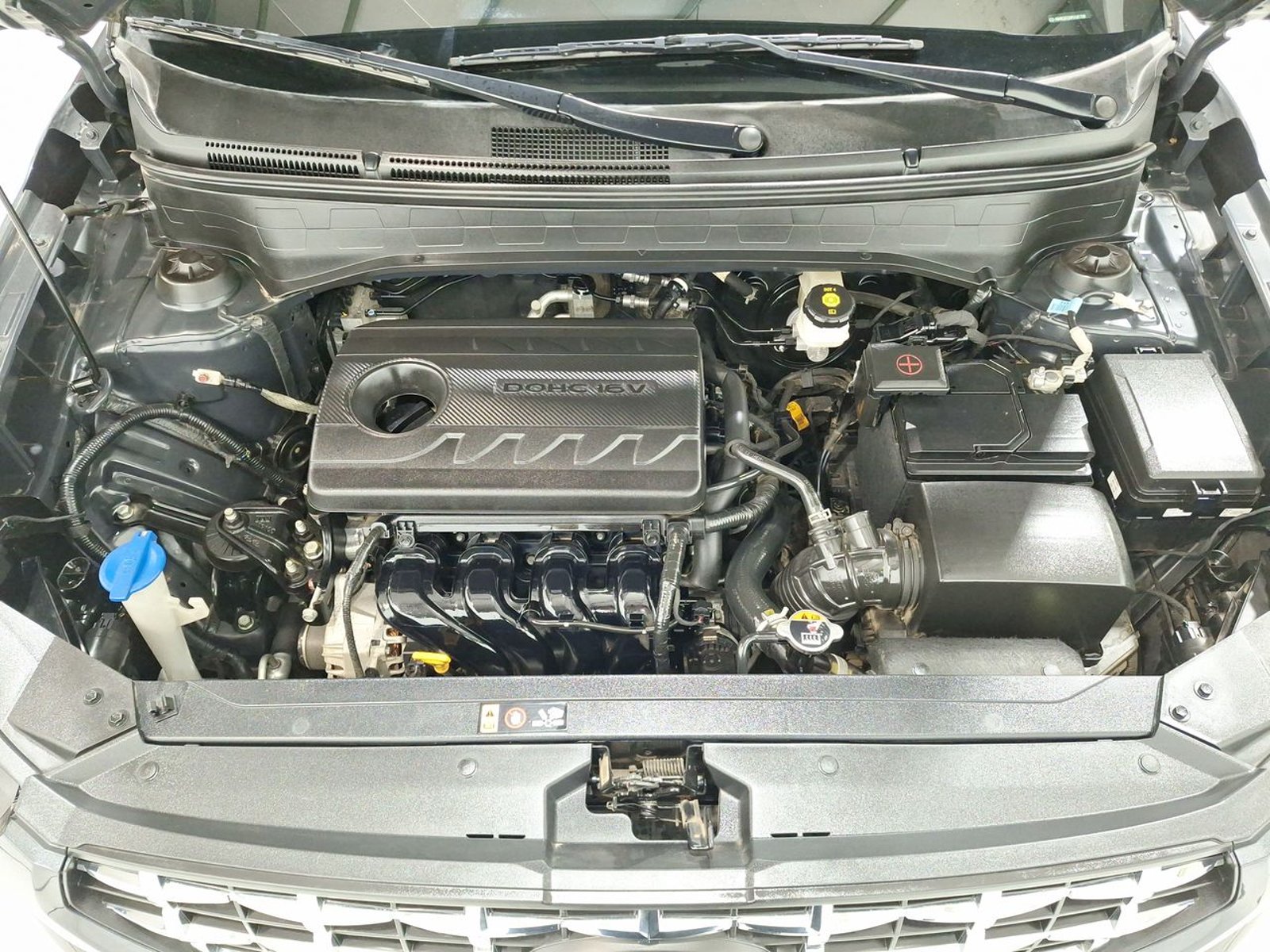 Hyundai VENUE QX 1.6 2022 - Imagen 15 de 20