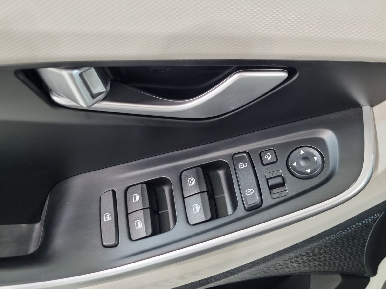 Hyundai CRETA GRAND MPI 2.0 AUT 2022 - Imagen 20 de 20