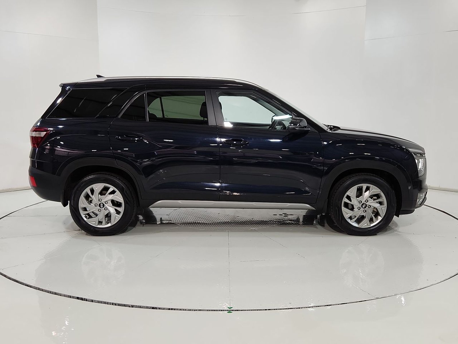 Hyundai CRETA GRAND MPI 2.0 2022 - Imagen 13 de 20